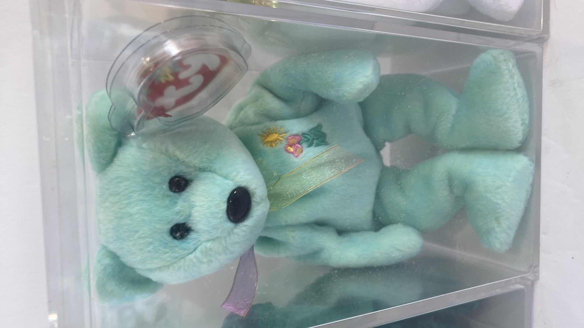 Photo 3 of 4 TY BEANIE BABY COLLECTABLES IN DISPLAY BOXES