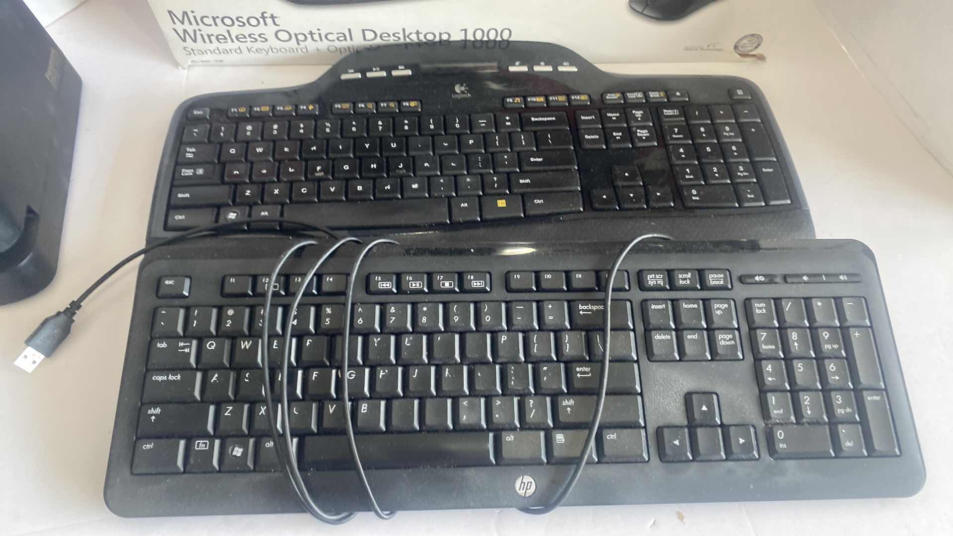 Photo 1 of 3 DESKTOP KEYBOARDS, RCU WIRELESS KIT & BATTERY POWERED STAPLER