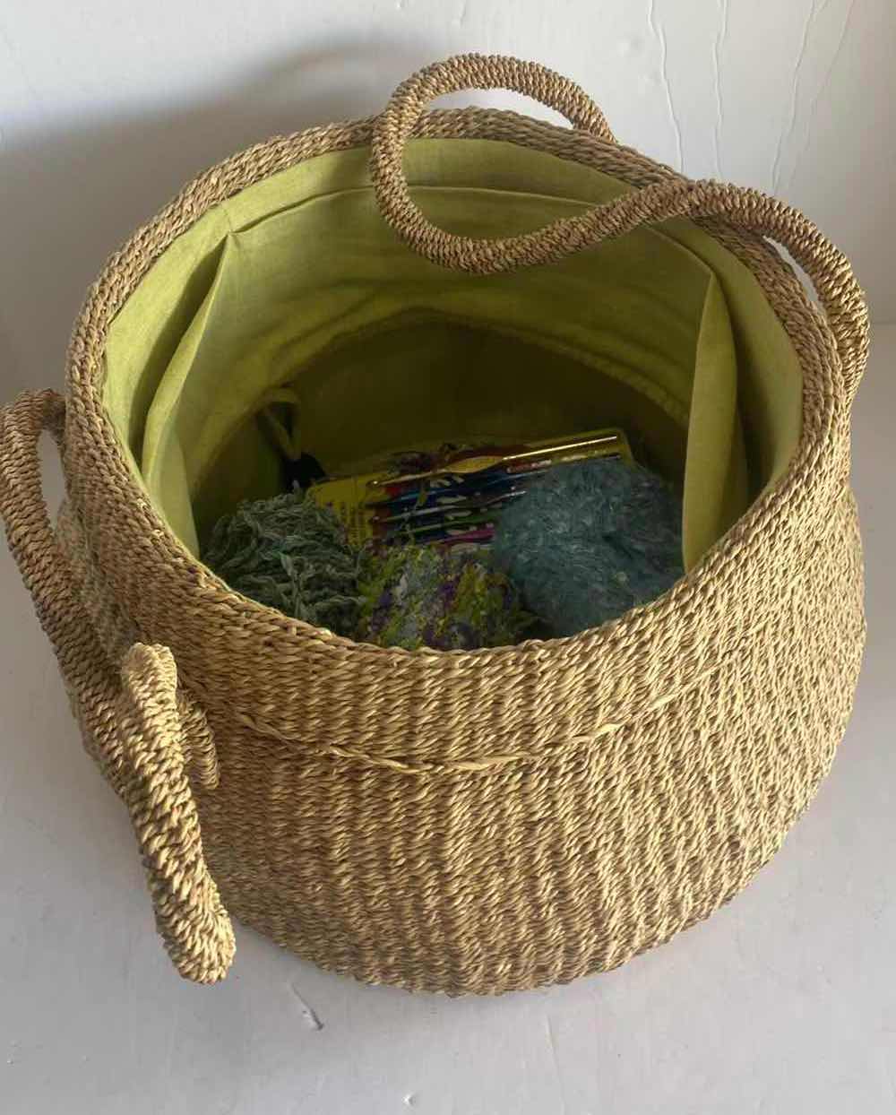 Photo 1 of BASKET WITH YARN AND CROCHET HOOKS & SMALL BASKETS