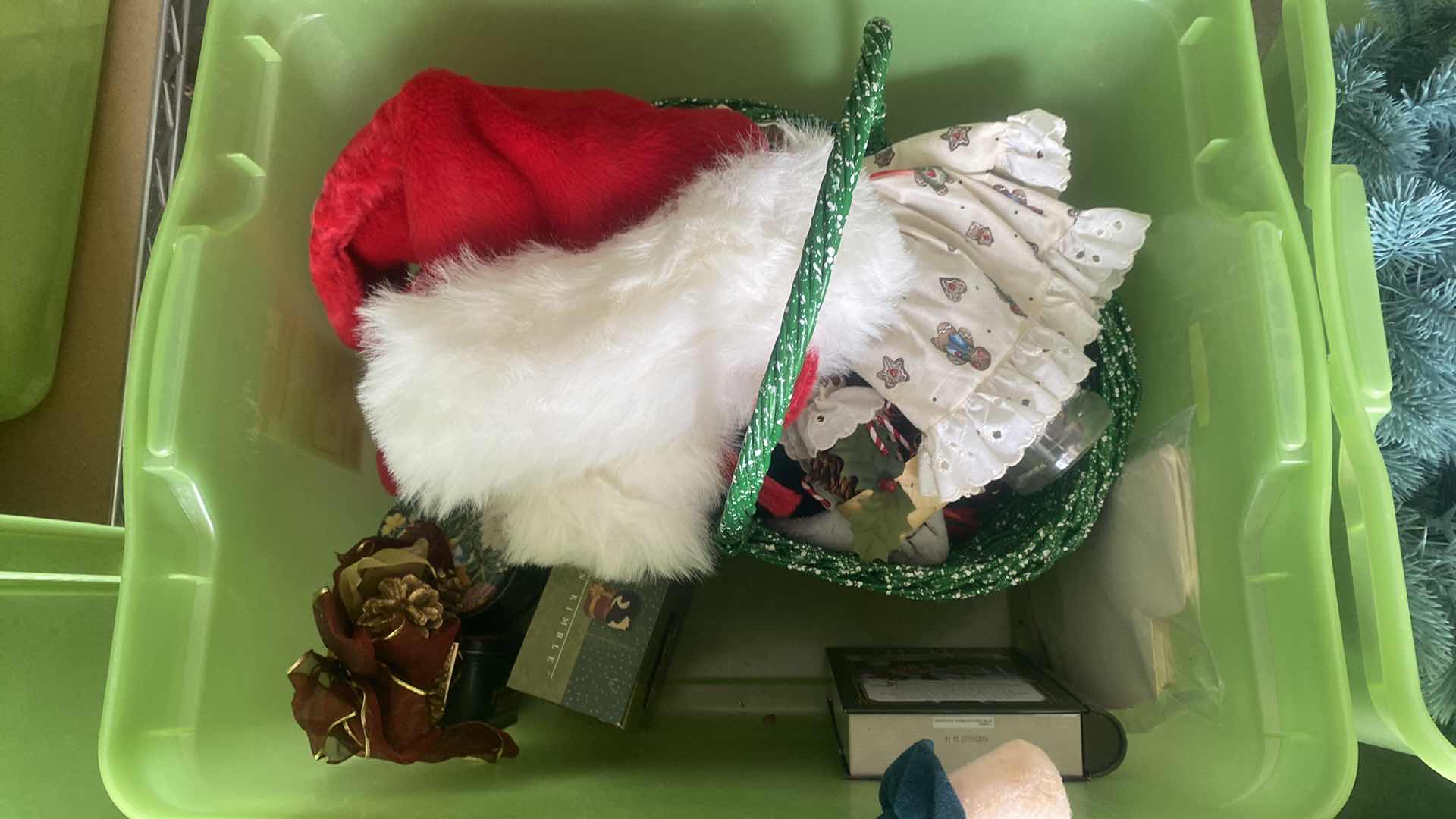 Photo 5 of 4 TOTES CHRISTMAS