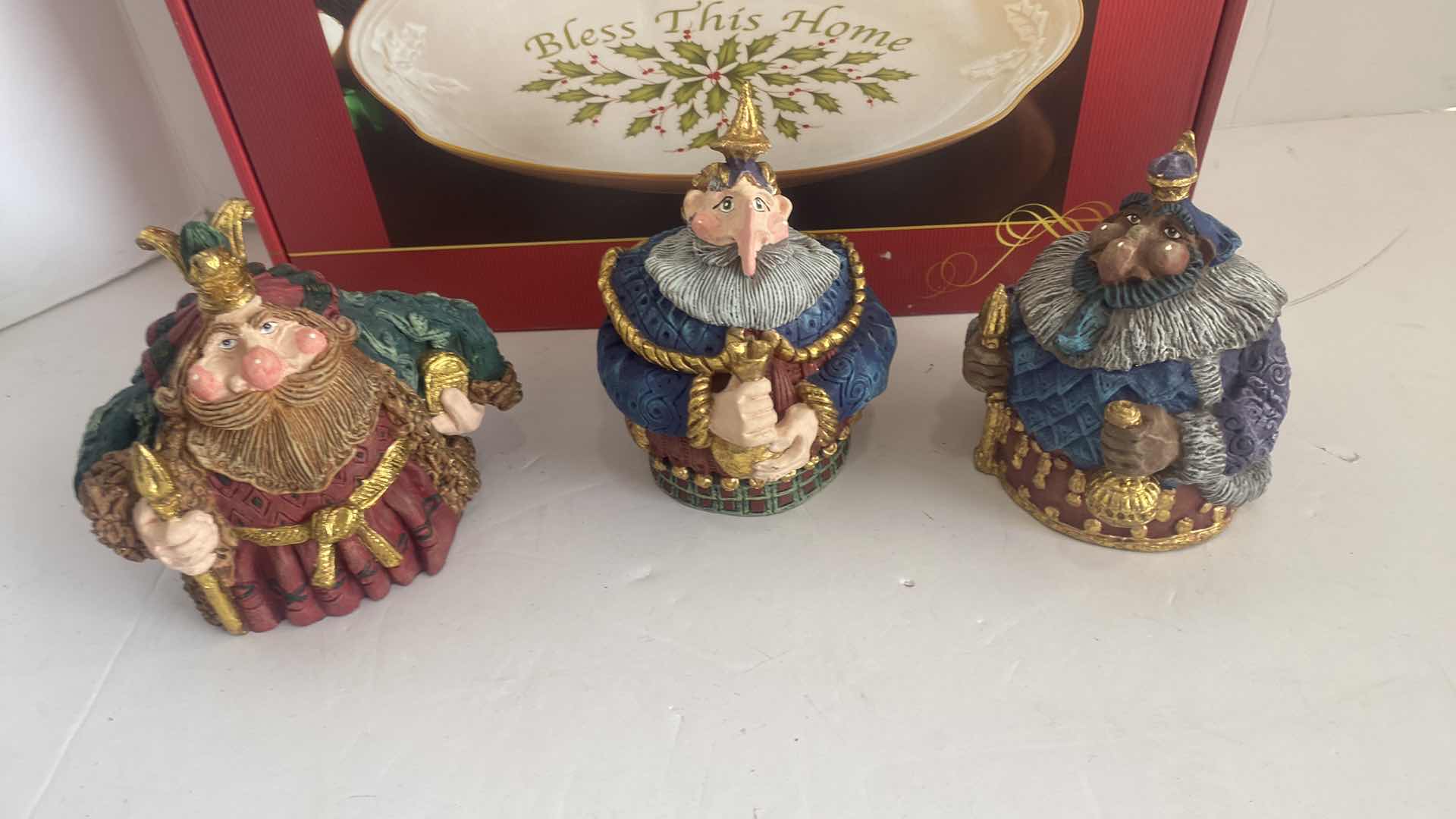 Photo 2 of DEPT 56 3 WISE MEN H4 1/2” & LENOX BLESS THIS HOUSE TRAY