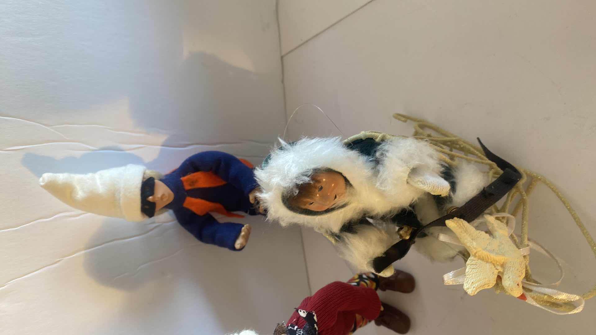 Photo 4 of 9 KINDLES COLLECTION BENDABLE ORNAMENTS