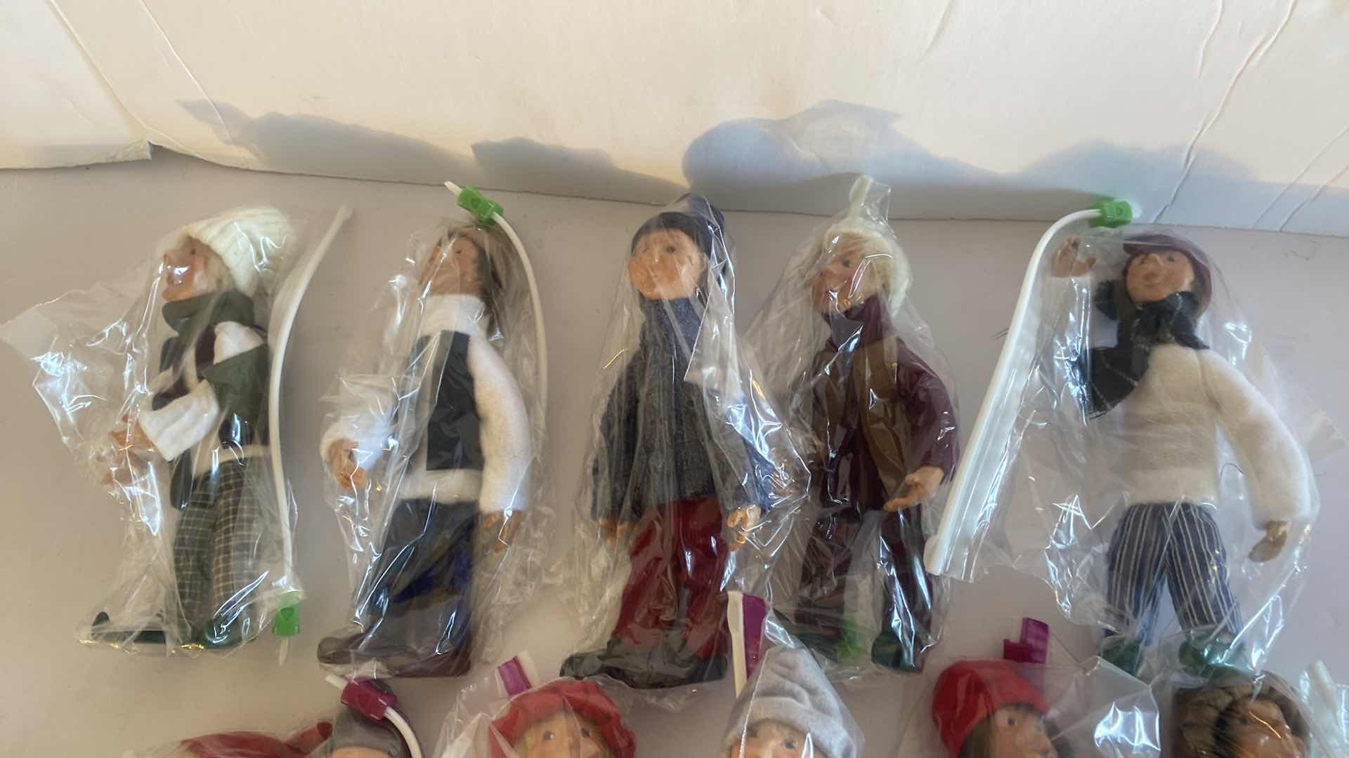 Photo 2 of 11 KINDLES COLLECTION BENDABLE ORNAMENTS