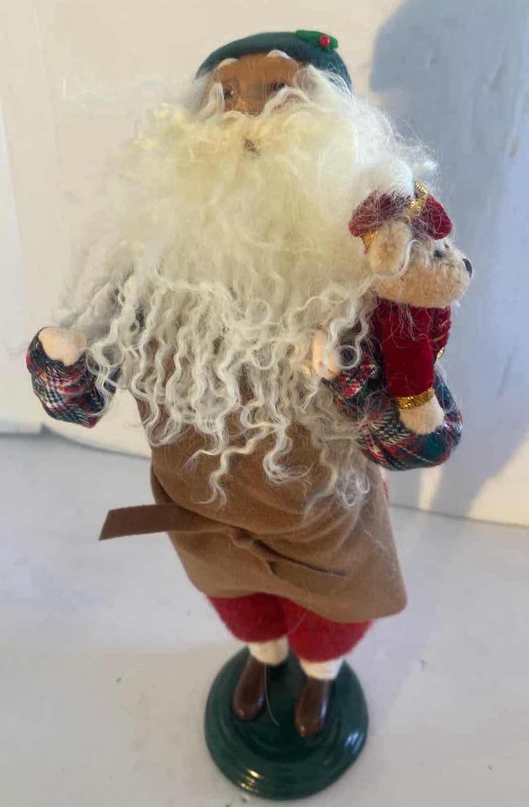 Photo 1 of 2000 BUYERS CHOICE THE CAROLERS FIGURINE H12 1/2”