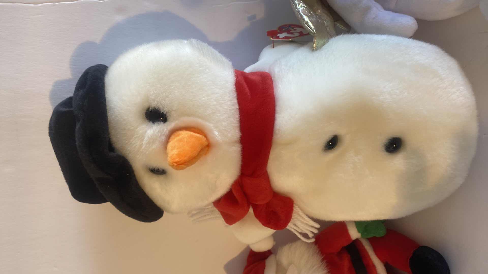 View 3 of 1 BEANIE BUDDY & 3 BEANIE BABIES HOLIDAY COLLECTABLES