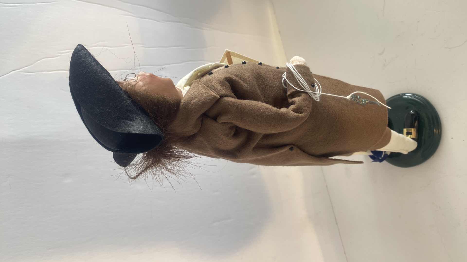 Photo 1 of 2006 BUYERS CHOICE LLTD. WILLAMSBURG CAROLERS COLLECTION H13”