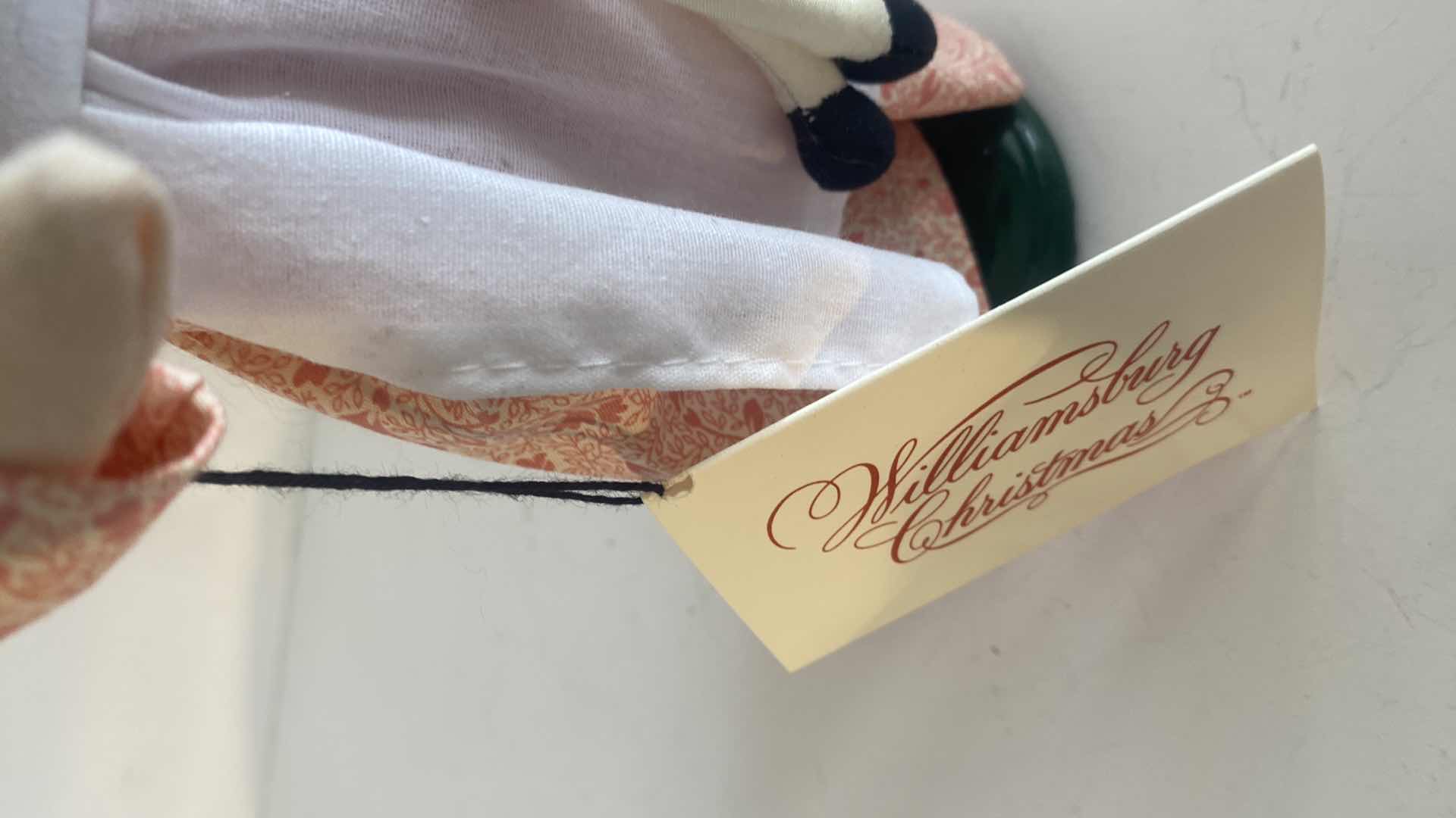 Photo 1 of 2001 BUYERS CHOICE LLTD. WILLAMSBURG CAROLERS COLLECTION H10”