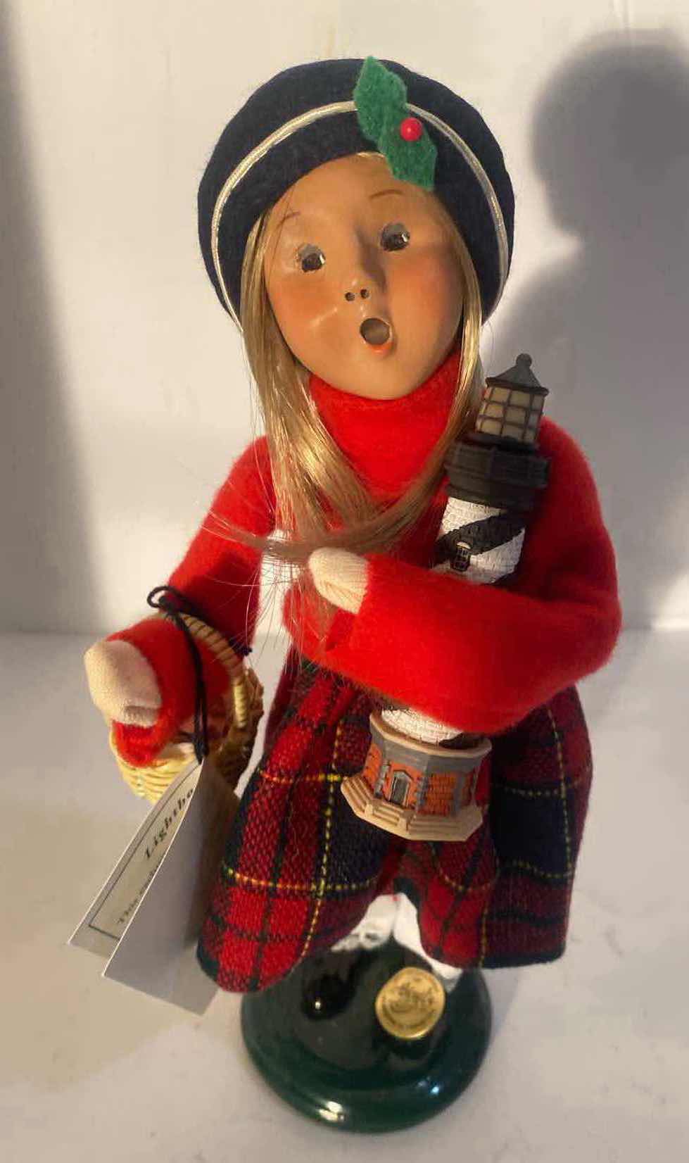 Photo 1 of 2001 BUYERS CHOICE LLTD. THE CAROLERS COLLECTION EXCLUSIVE FOR ABIGAILS H10”