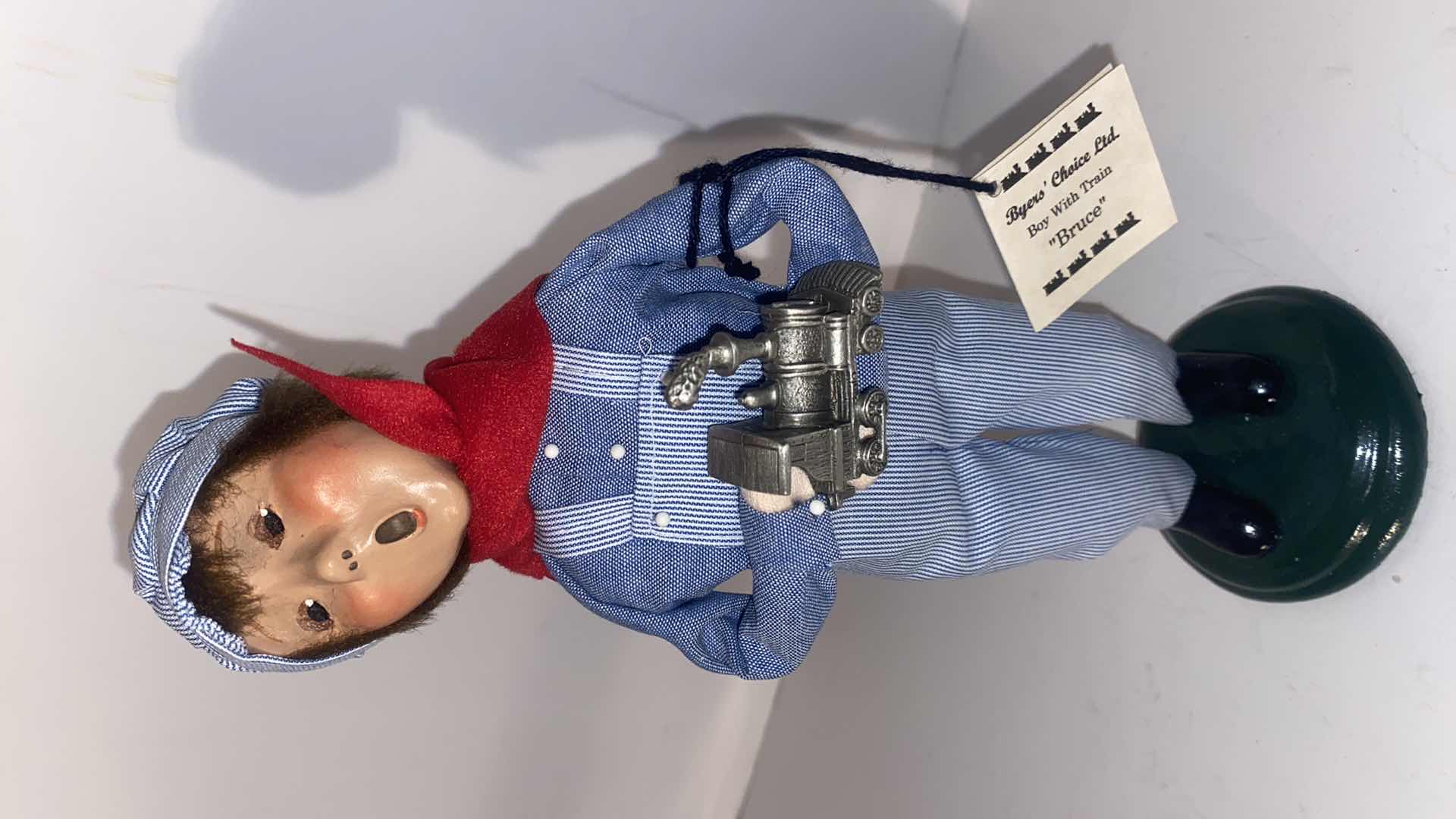 Photo 1 of 2000 BUYERS CHOICE LLTD. THE CAROLERS COLLECTION EXCLUSIVE FOR PEWTER CUPBOARD H9”