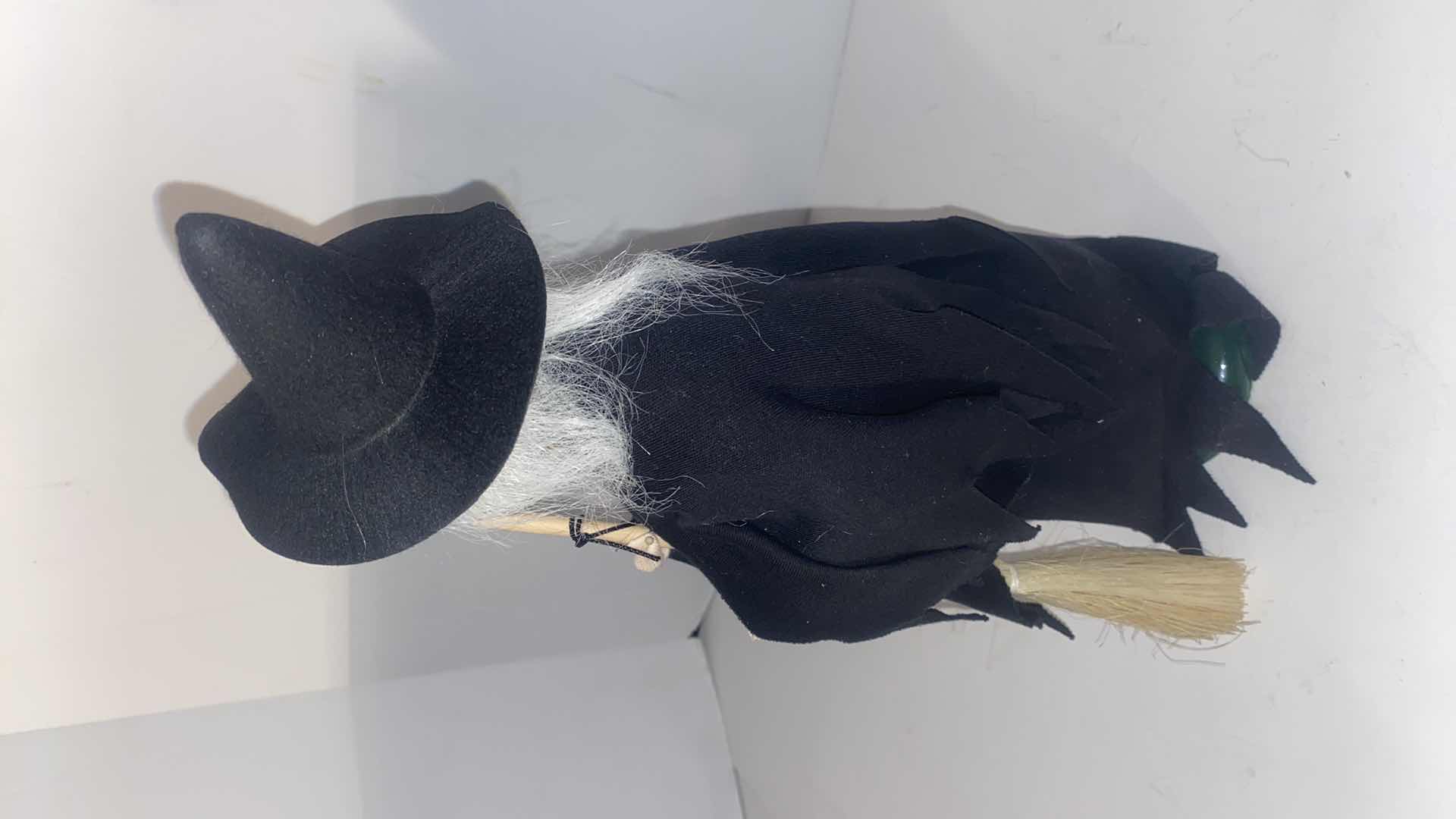 Photo 3 of  2000 BUYERS CHOICE LLTD. THE CAROLERS COLLECTION EXCLUSIVE FOR BERNARD JEWELERS H13”