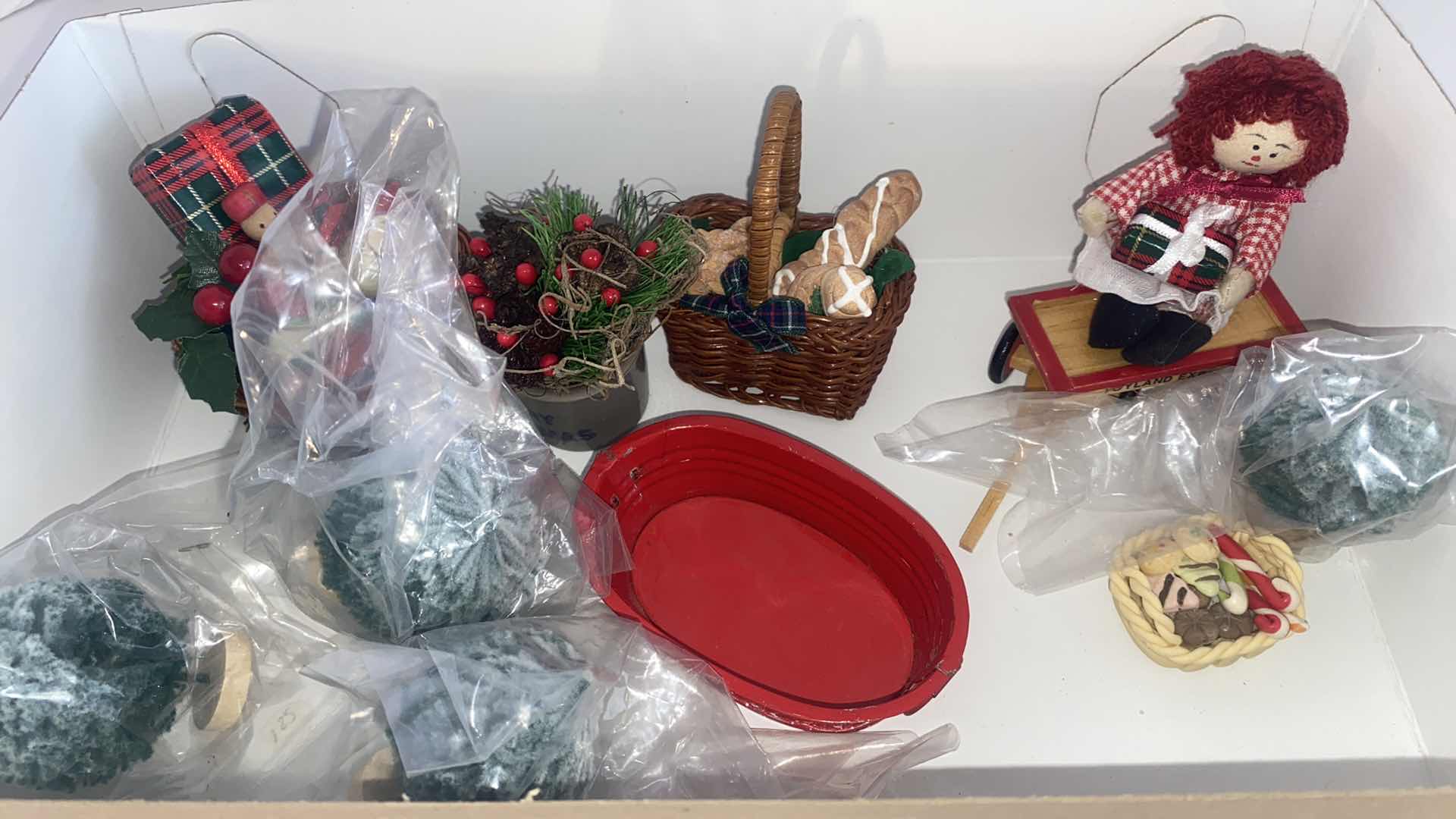 Photo 1 of ACCESSORIES FOR HOLIDAY DISPLAYS