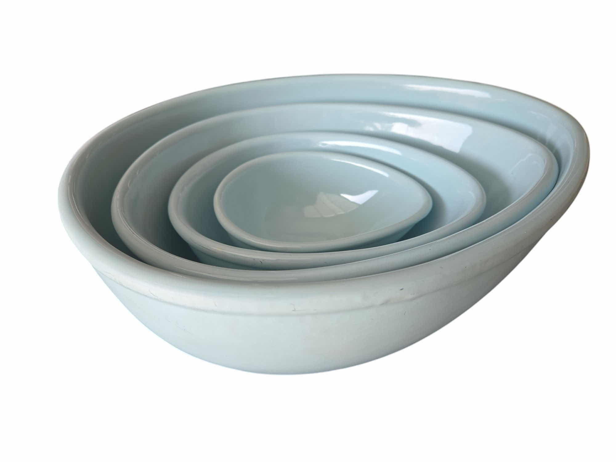 Photo 1 of 4 MIXING BOWLS