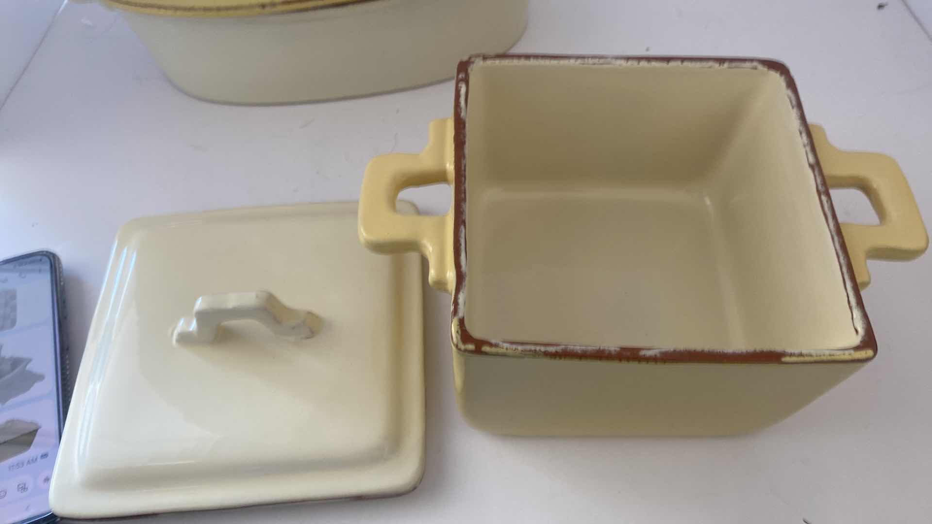 Photo 3 of 2 VIETRI COVERED STONEWARE FROM ITALY