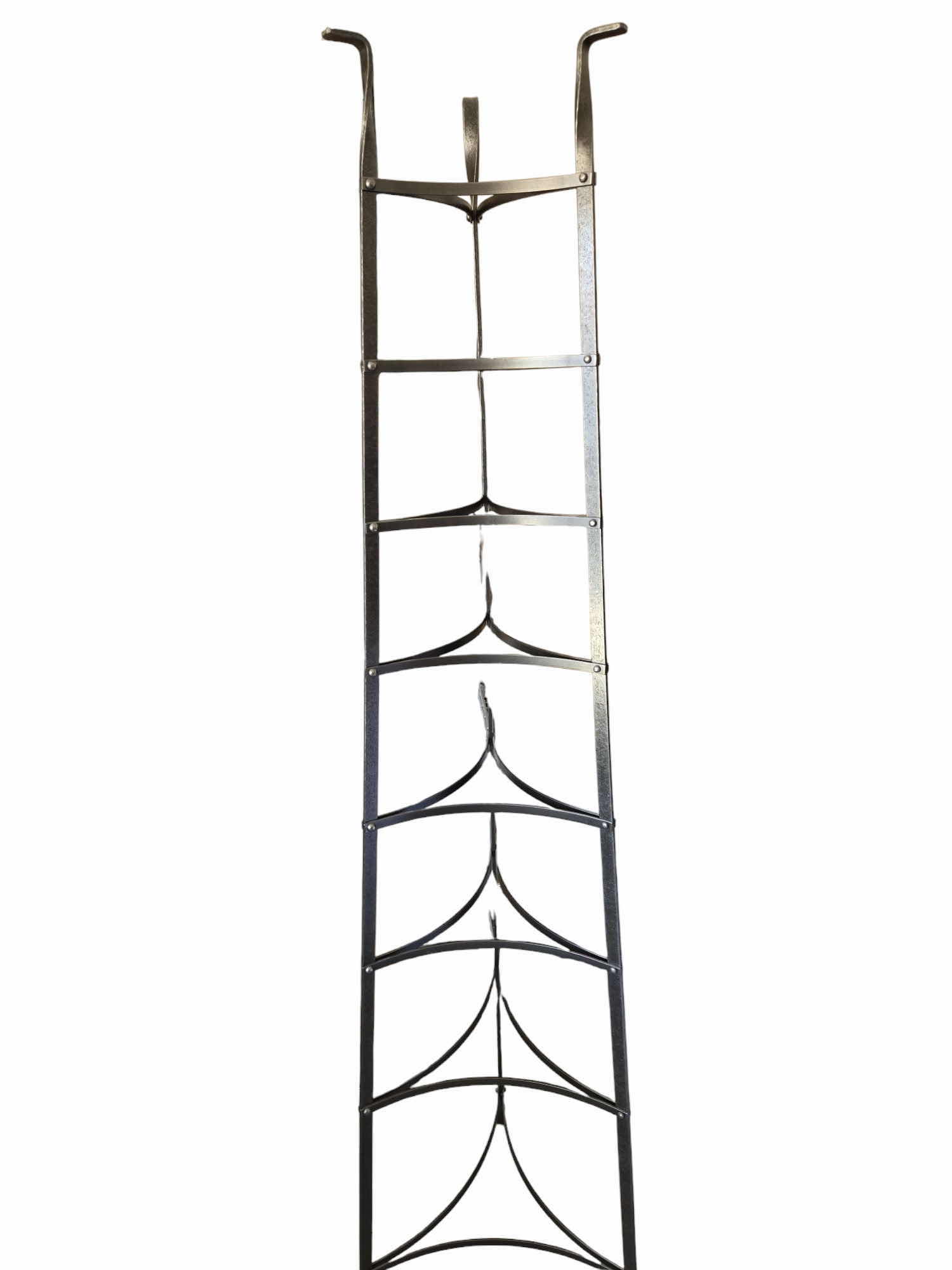 Photo 1 of 8 TIER METAL RACK H 19“ x 67“