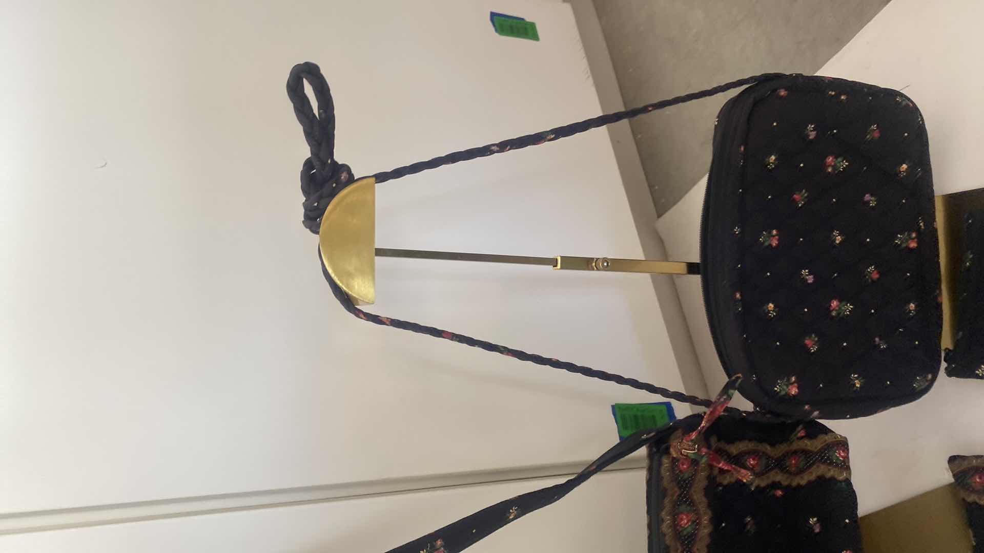 Photo 1 of 6 - WOMENS VERA BRADLEY HANDBAGS