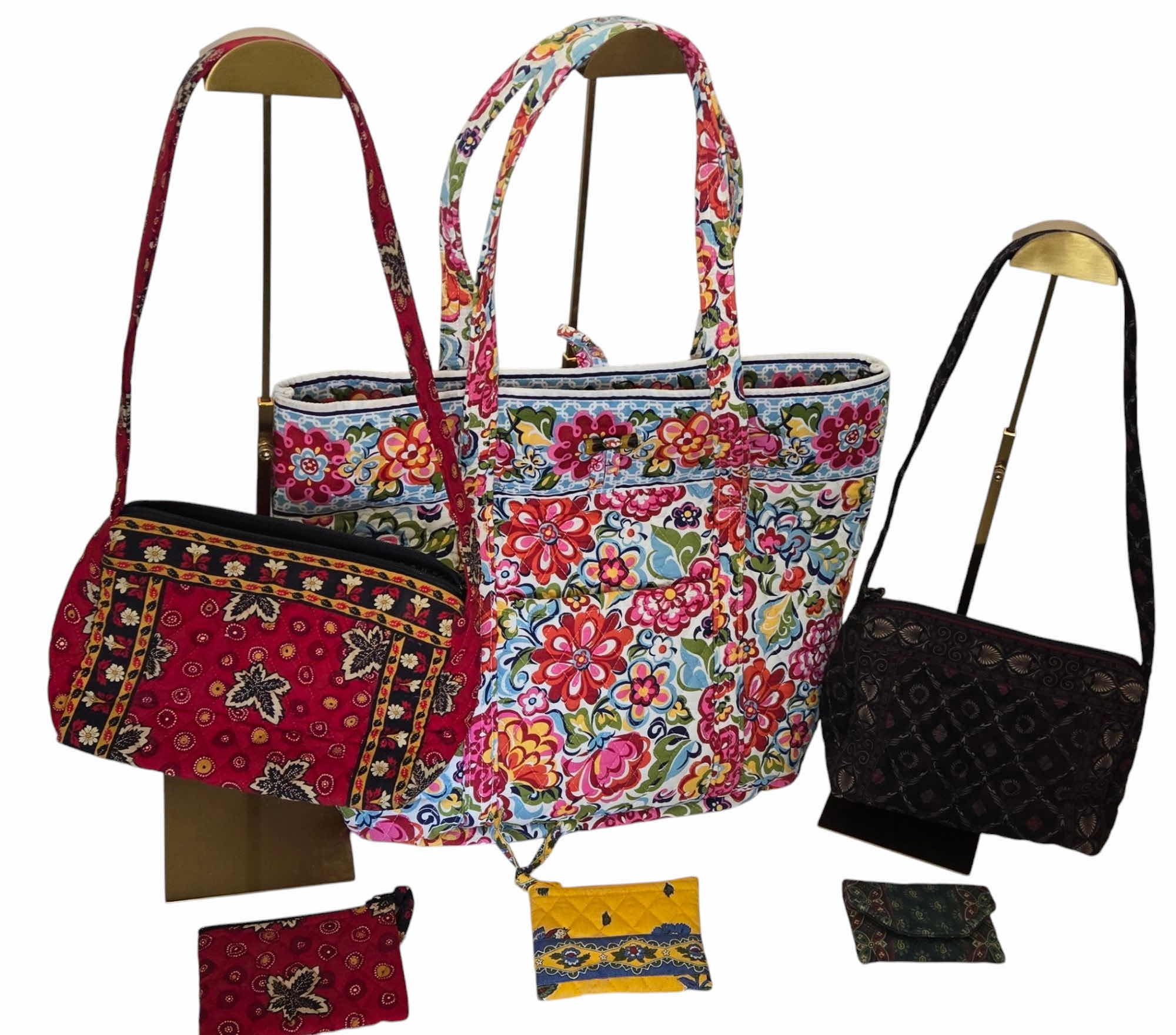 Photo 1 of 6 - WOMENS VERA BRADLEY HANDBAGS
