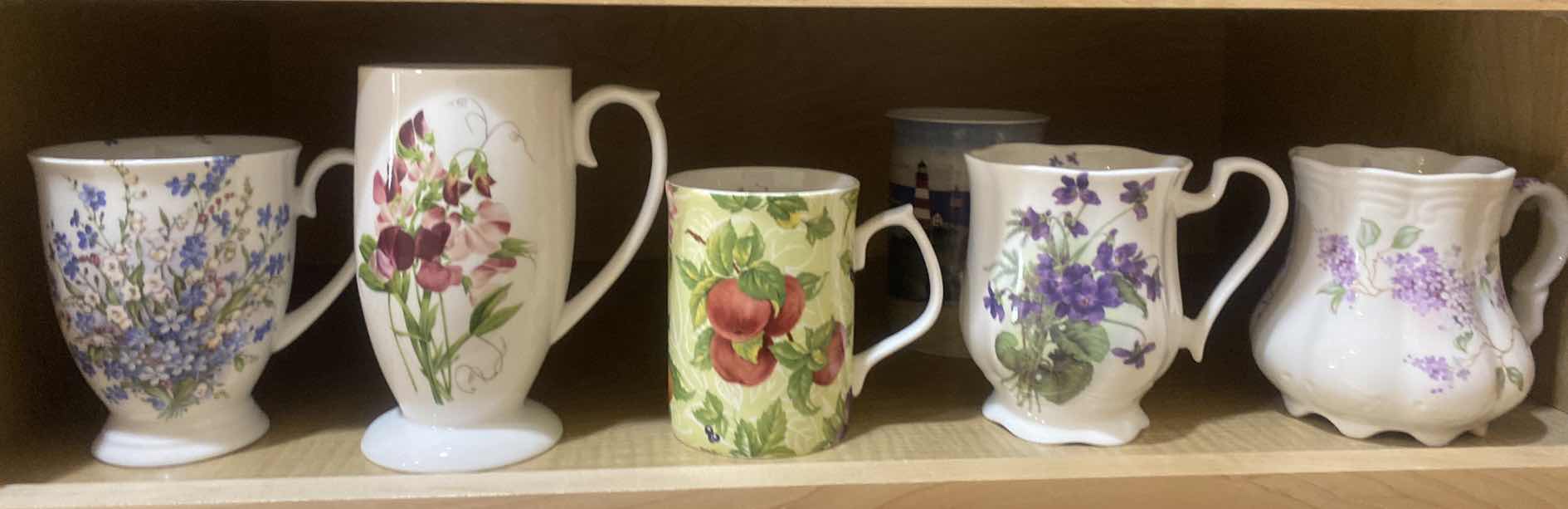 Photo 1 of 5 ROYAL PATRICIAN TEA CUPS