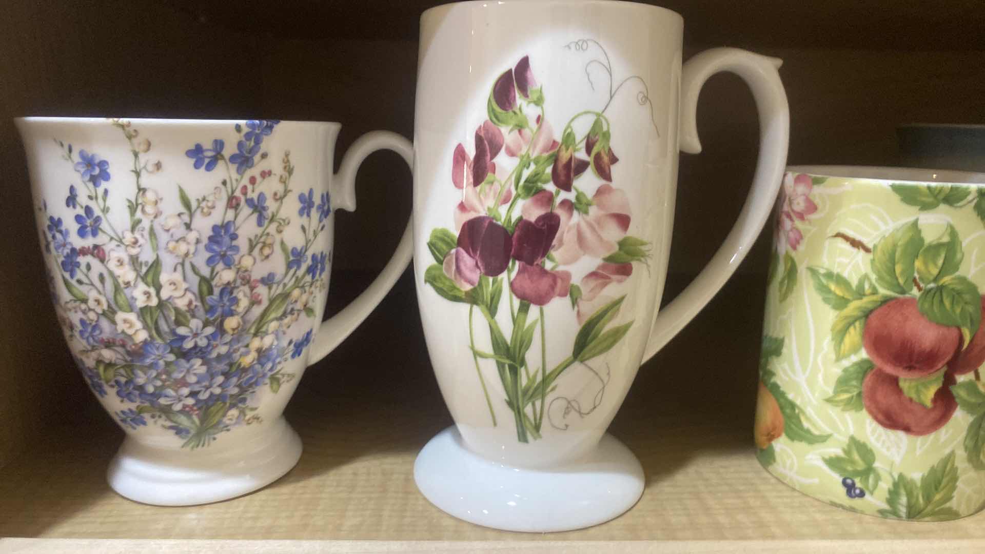 Photo 1 of 5 ROYAL PATRICIAN TEA CUPS