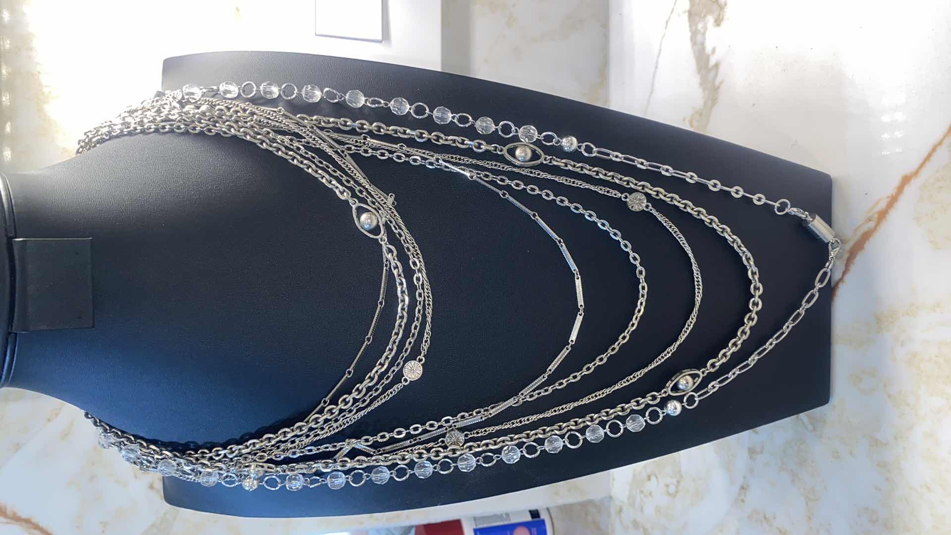 Photo 1 of 5 NECKLACES - COSTUME JEWELRY