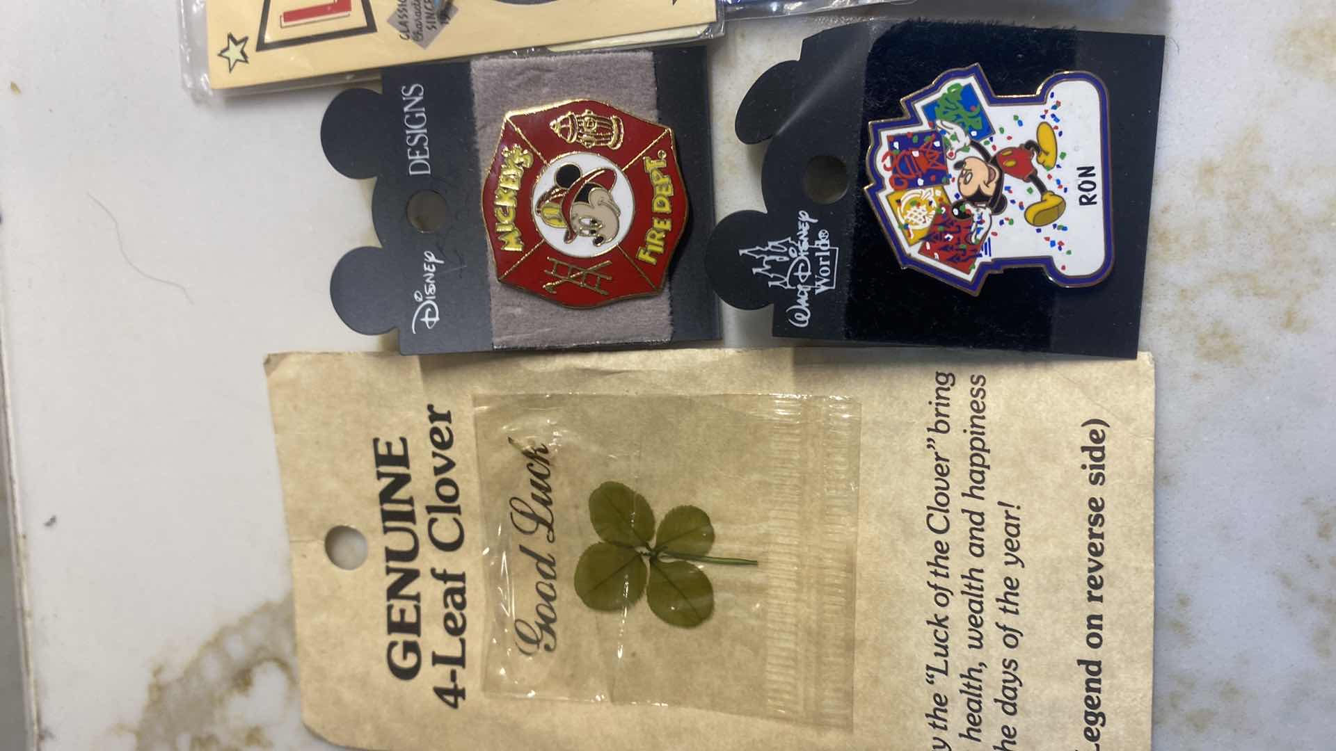 Photo 2 of  10 CARTOON PINS AND 4 LEAF CLOVER - COSTUME JEWELRY