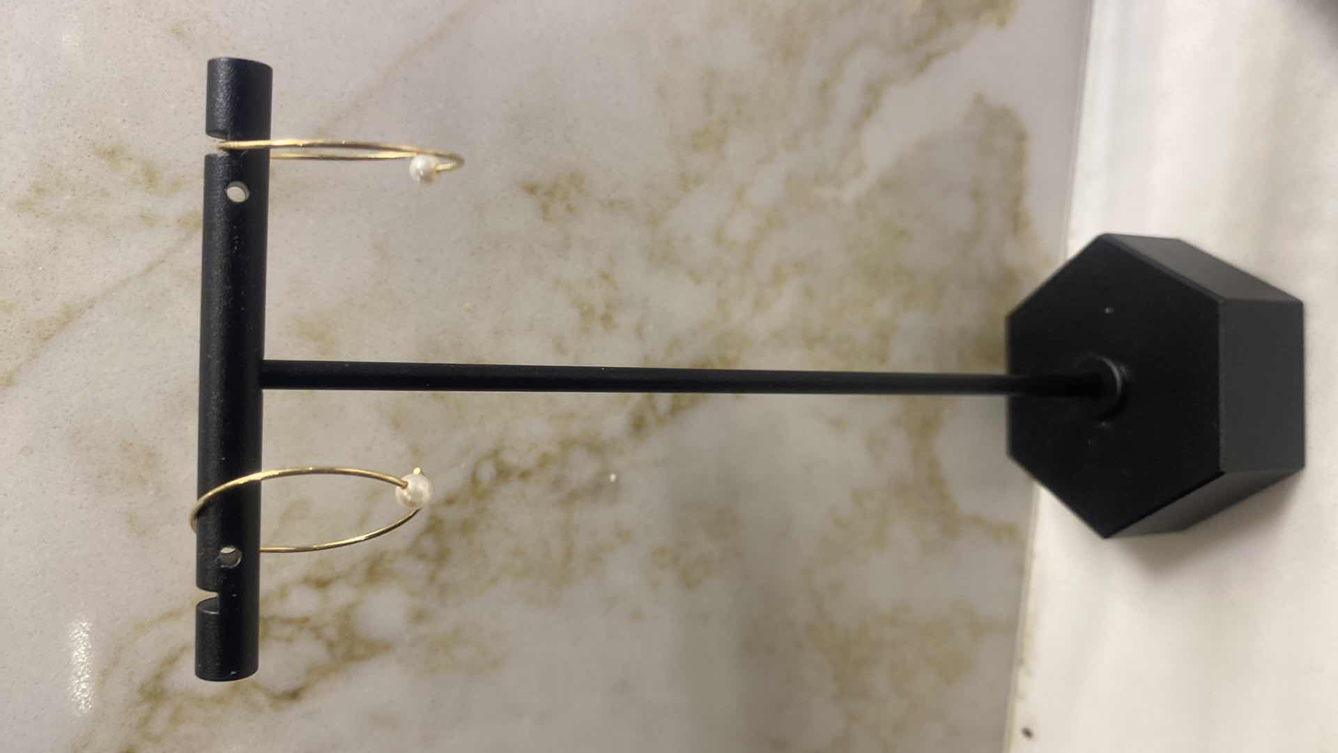 Photo 1 of 3 - EARRINGS -COSTUME JEWELRY 