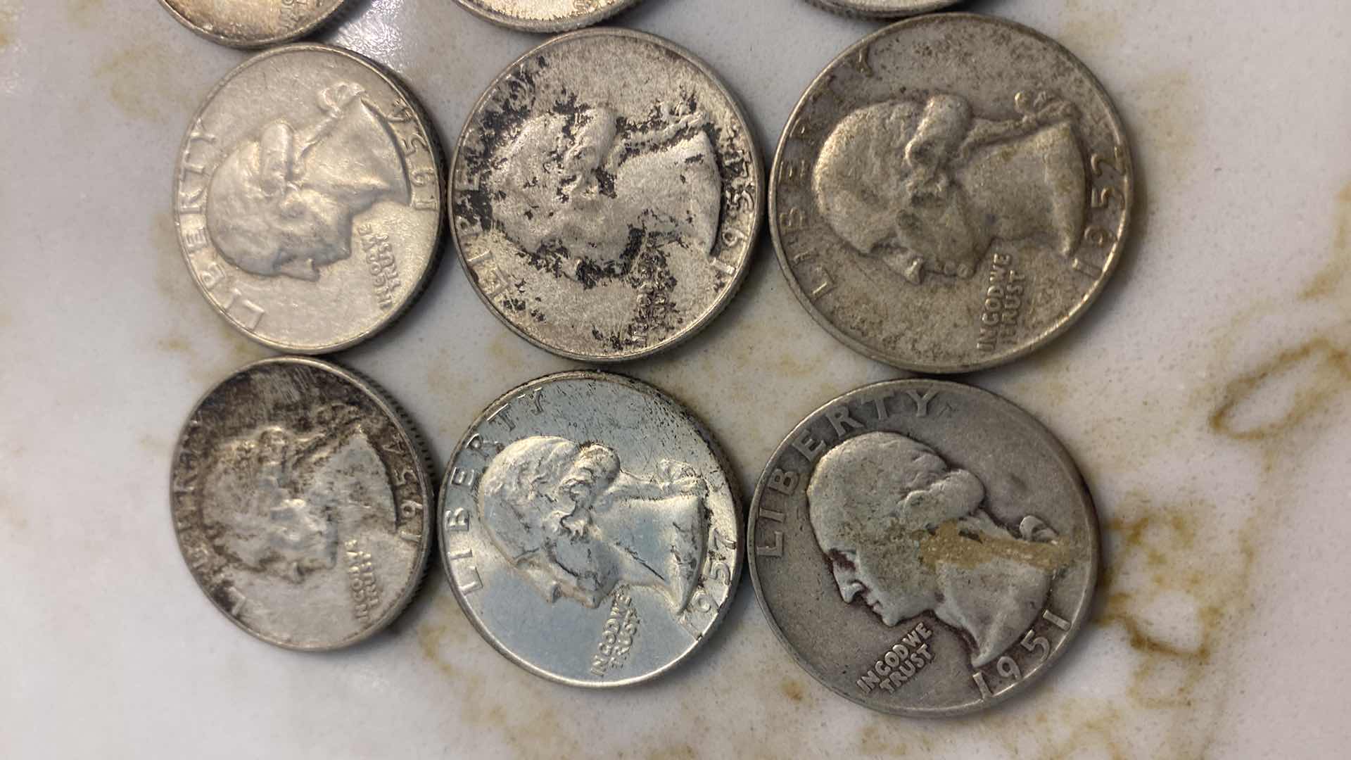 Photo 1 of 15 - SILVER QUARTERS