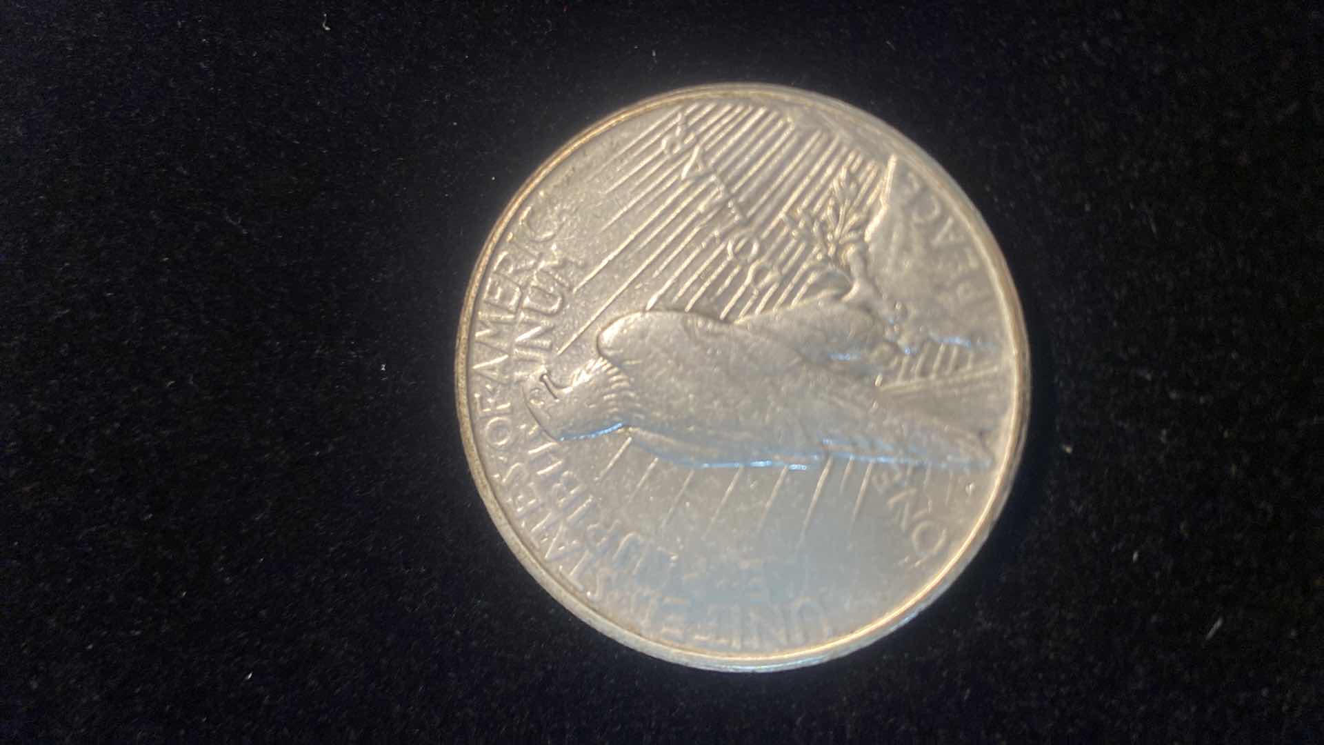 Photo 1 of 1922 PEACE SILVER DOLLAR