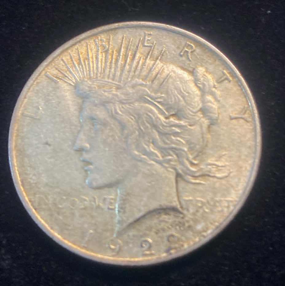 Photo 1 of 1922 PEACE SILVER DOLLAR