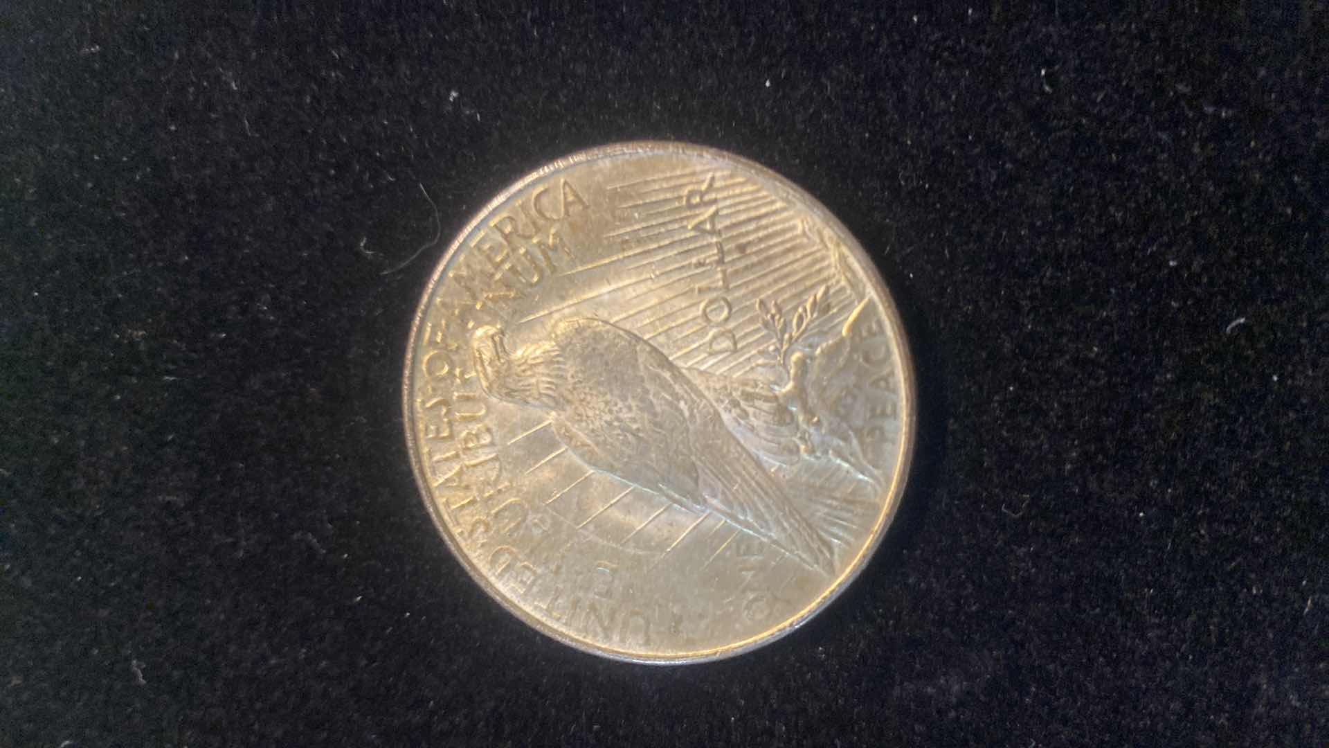 Photo 1 of 1922 PEACE SILVER DOLLAR