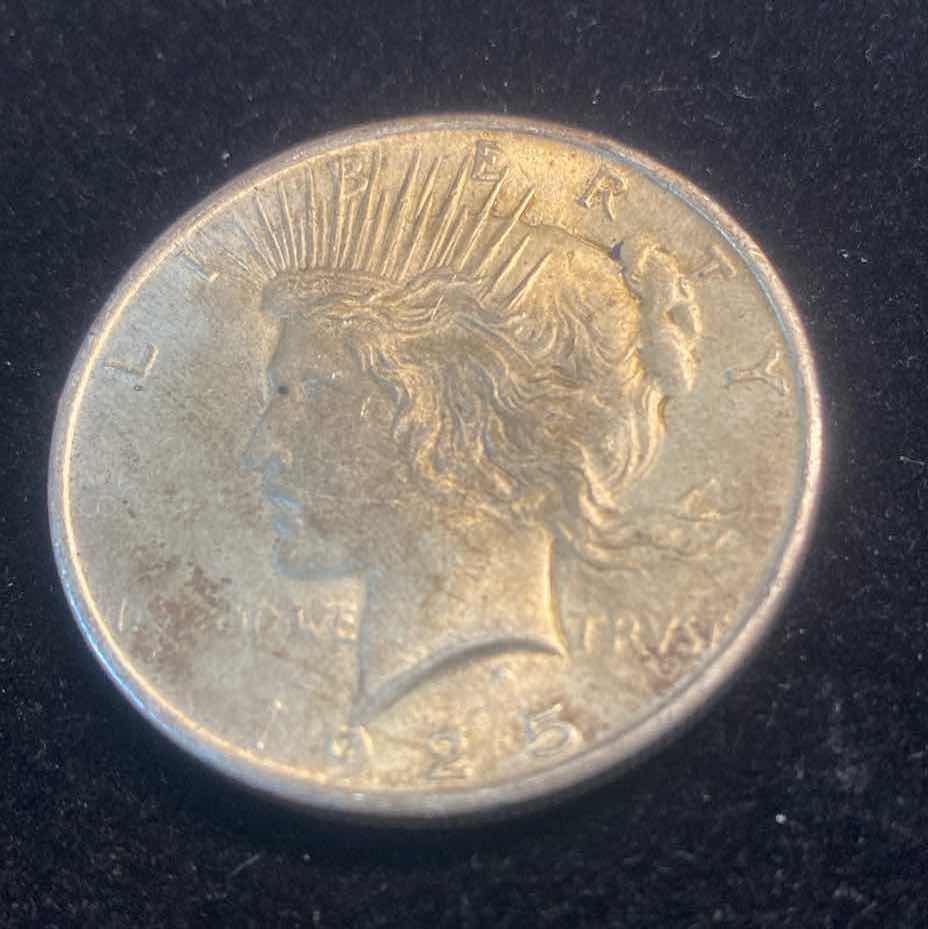 Photo 1 of 1925 PEACE SILVER DOLLAR