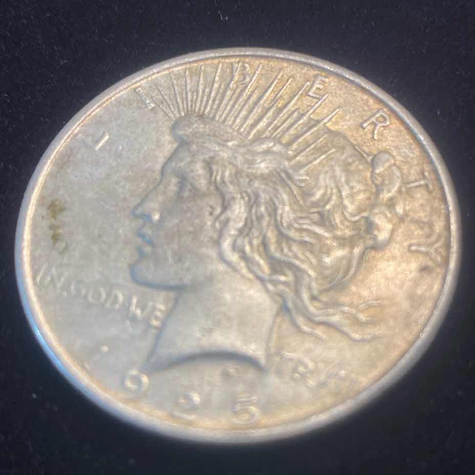 Photo 1 of 1925 PEACE SILVER DOLLAR
