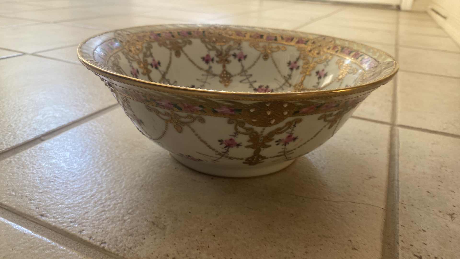 Photo 3 of HAND PAINTED NIPPON JAPAN BOWL 10”