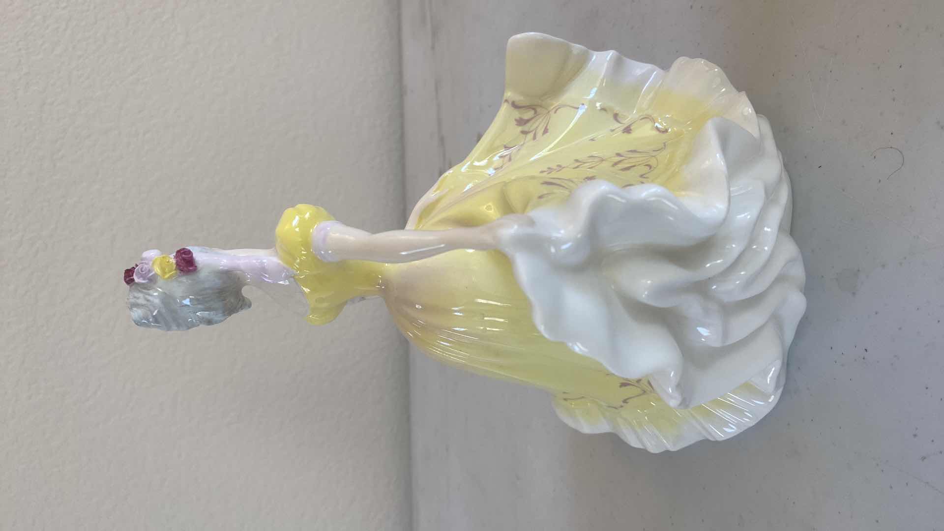 Photo 1 of ROYAL DOULTON HN2379 “NINETTE” FIGURINE H8 1/4”