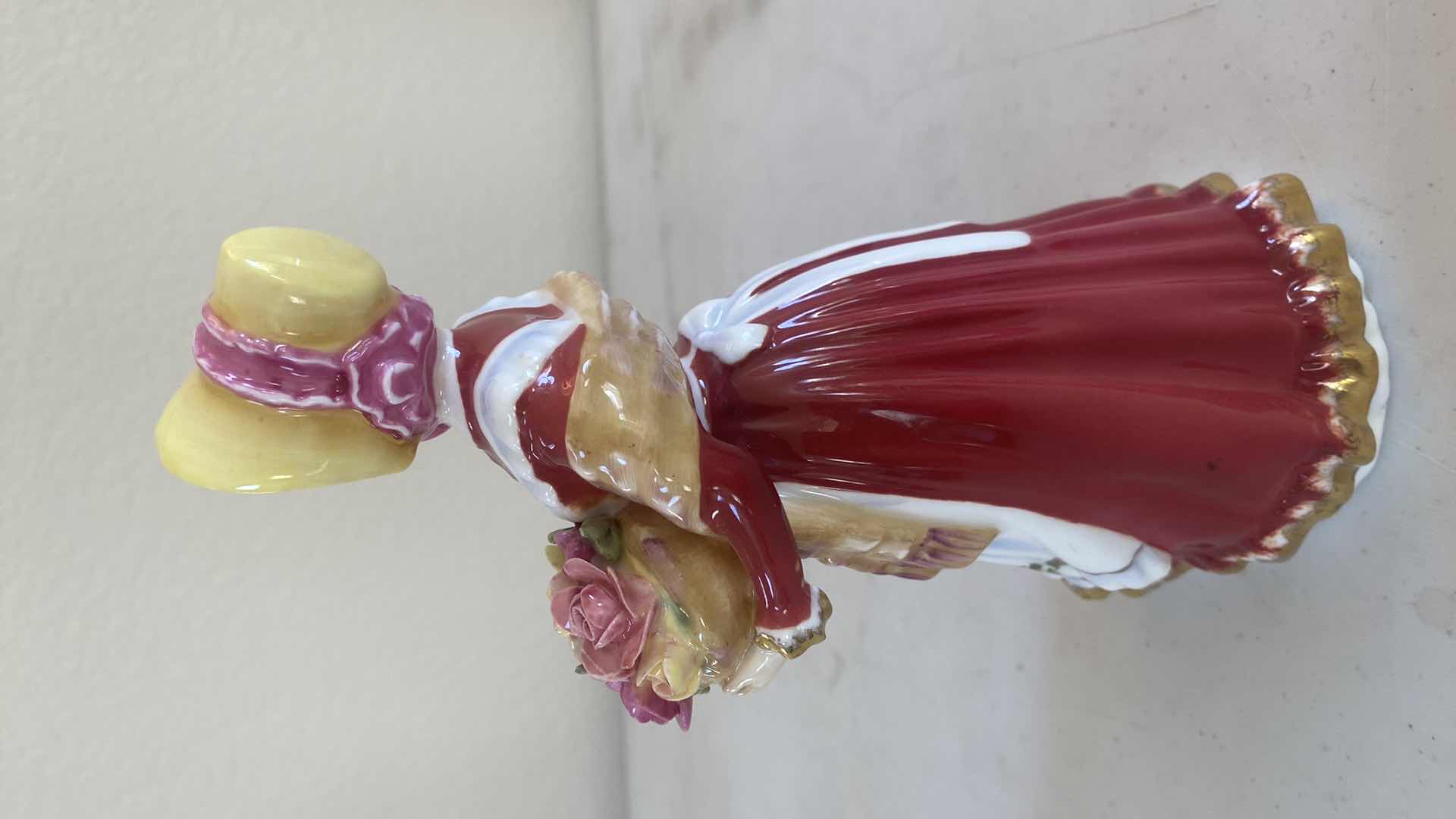 Photo 2 of ROYAL DOULTON HN3692 “OLD COUNTRY ROSES” H8”