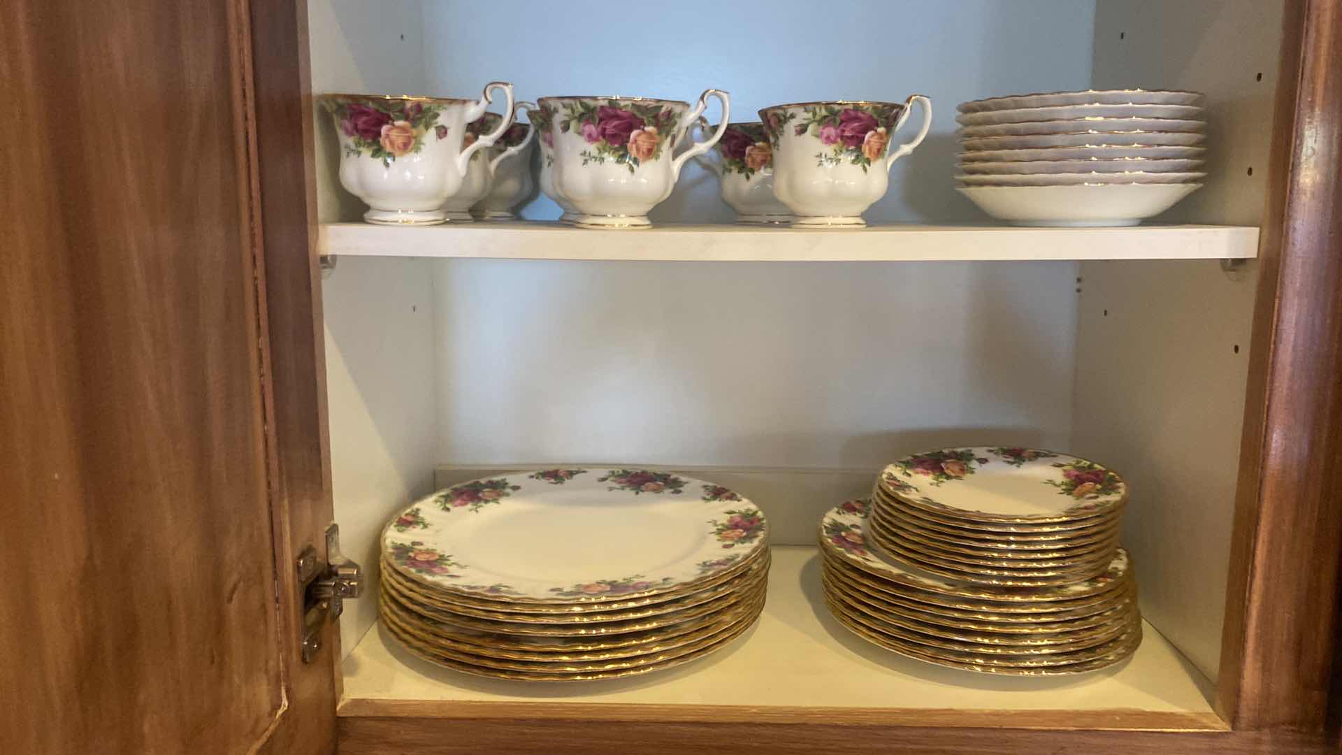 Photo 1 of  41 PIECES ROYAL DOULTON “ROYAL ALBERT BONE CHINA (8 - 5 PIECE PLACE SETTINGS & TWO TIER DESERT SERVER