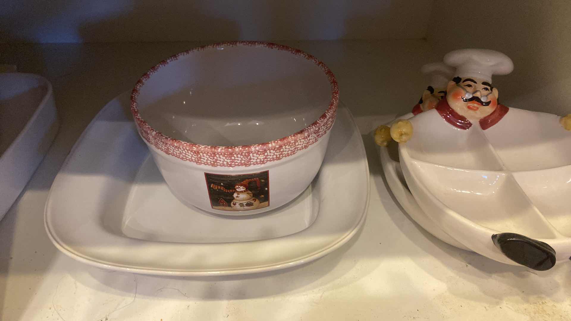 Photo 1 of CONTENTS KITCHEN CABINET - CERAMIC BAKEWARE & SERVEWARE