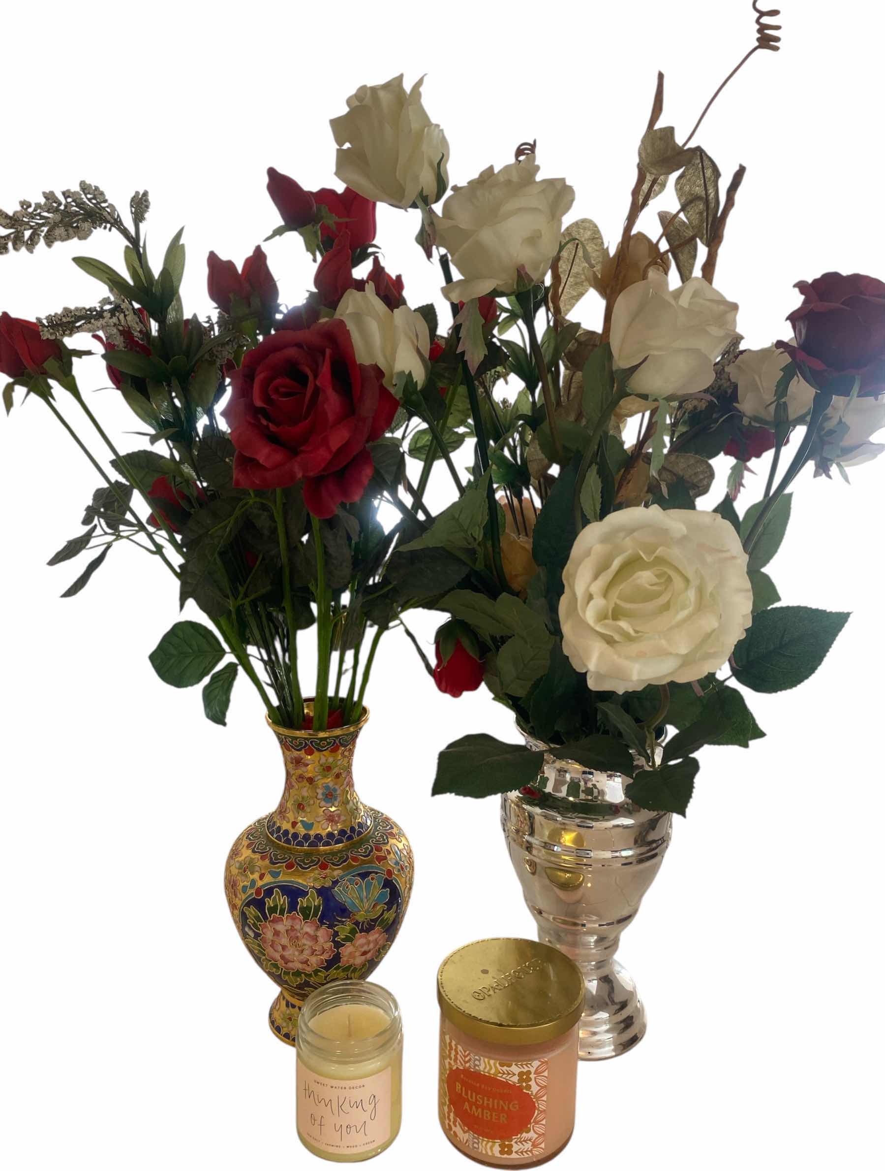 Photo 1 of 2 - VASES WITH FAUX ROSES TALLEST VASE H10”