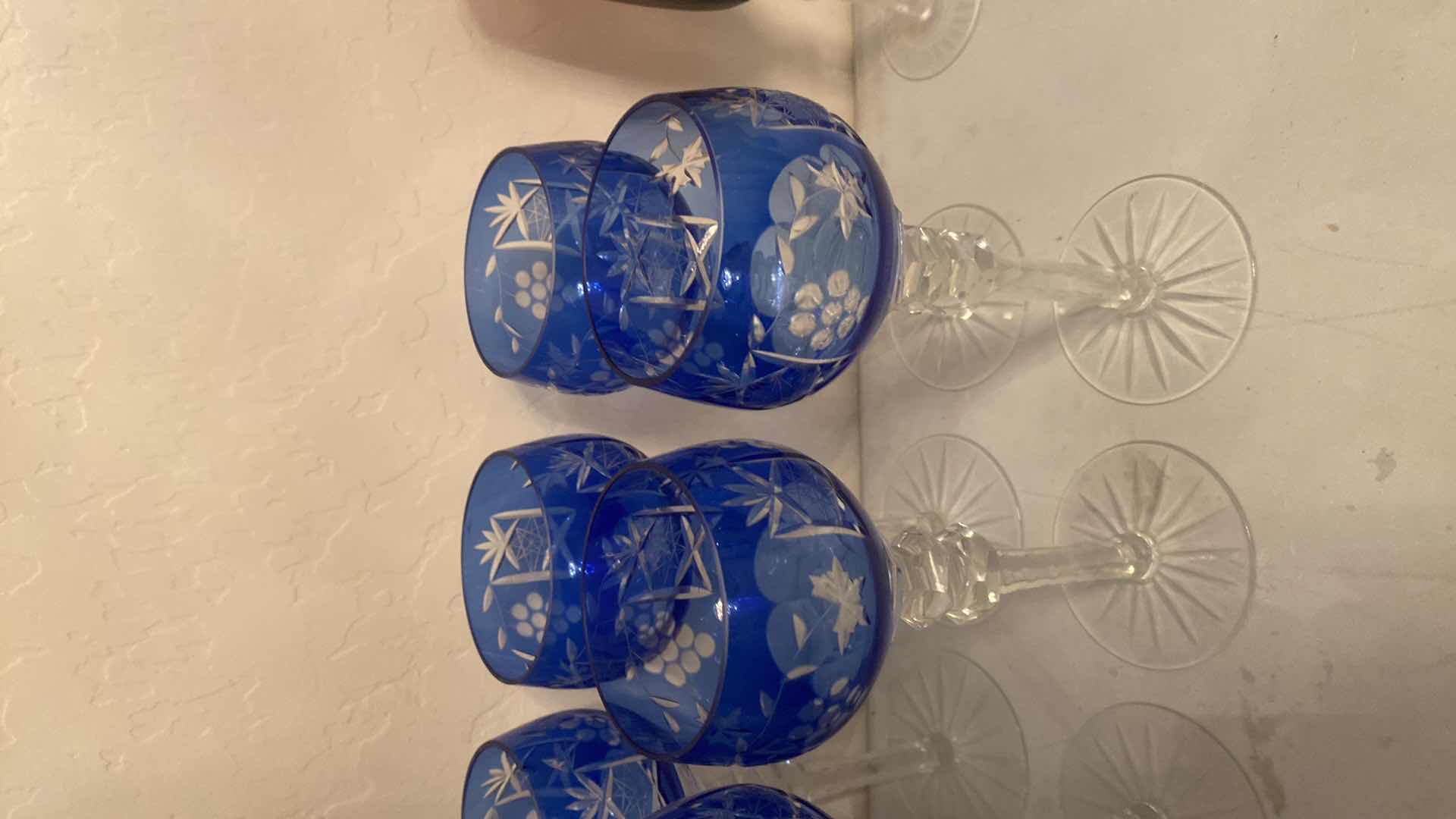 Photo 1 of 8 - UNMARKED BLUE CRYSTAL STEMWARE
