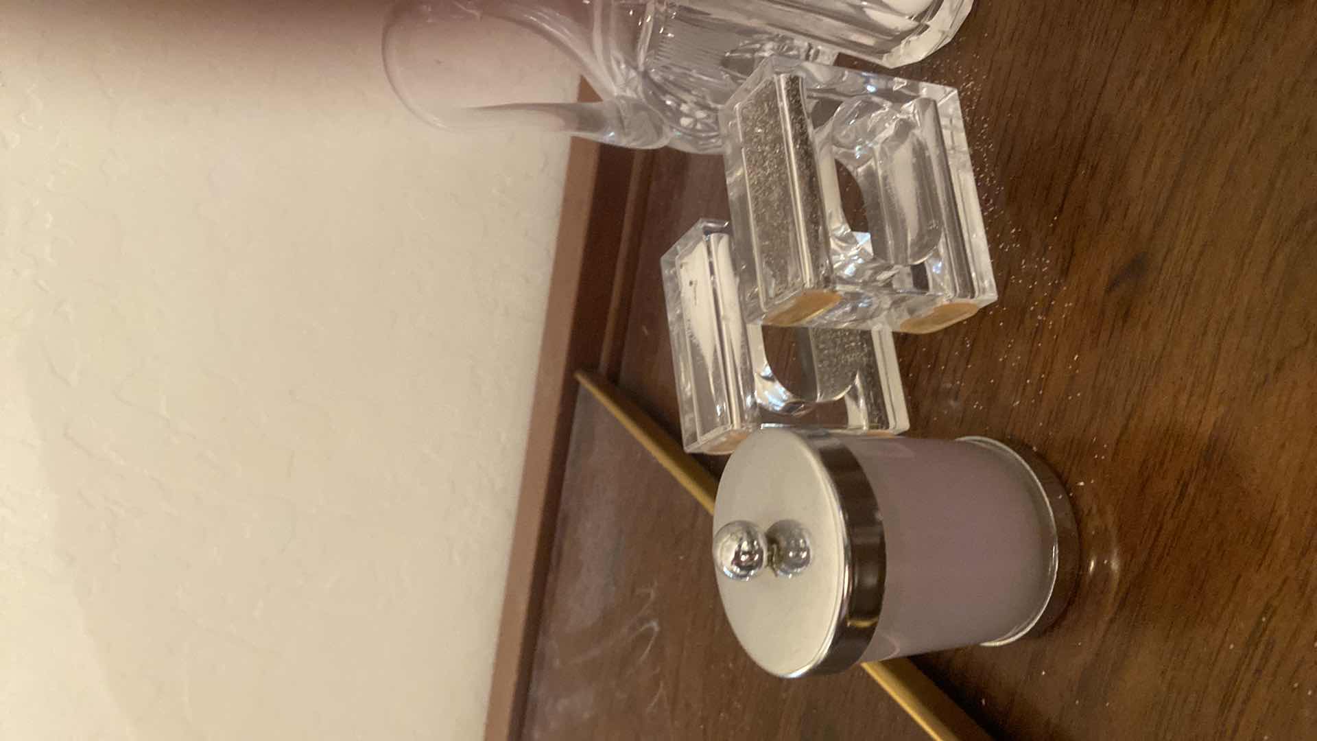 Photo 1 of 11 - GLASS & ACRYLIC OIL & VINEGAS SALT & PRPPER 2 CIVERED CANDLES