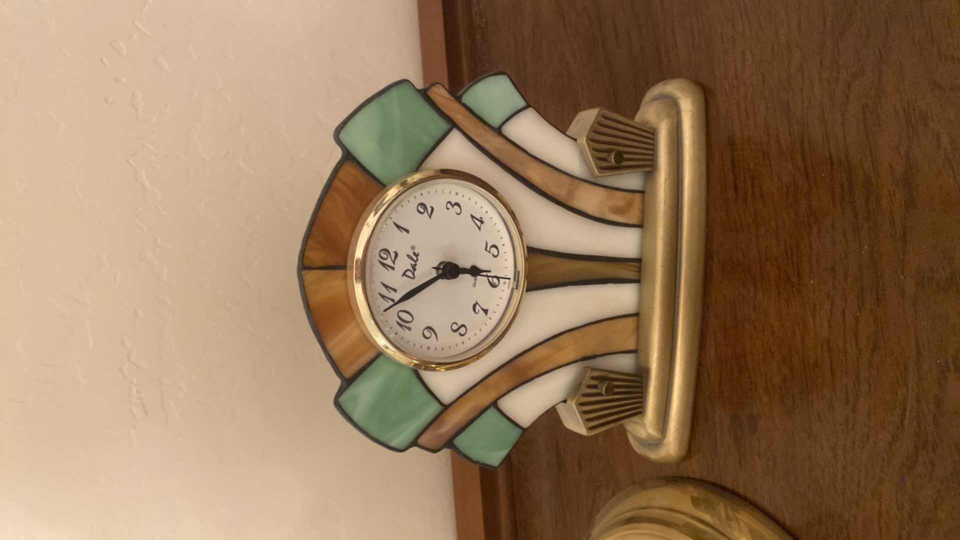 Photo 1 of 2 - CLOCKS LARGEST 11”