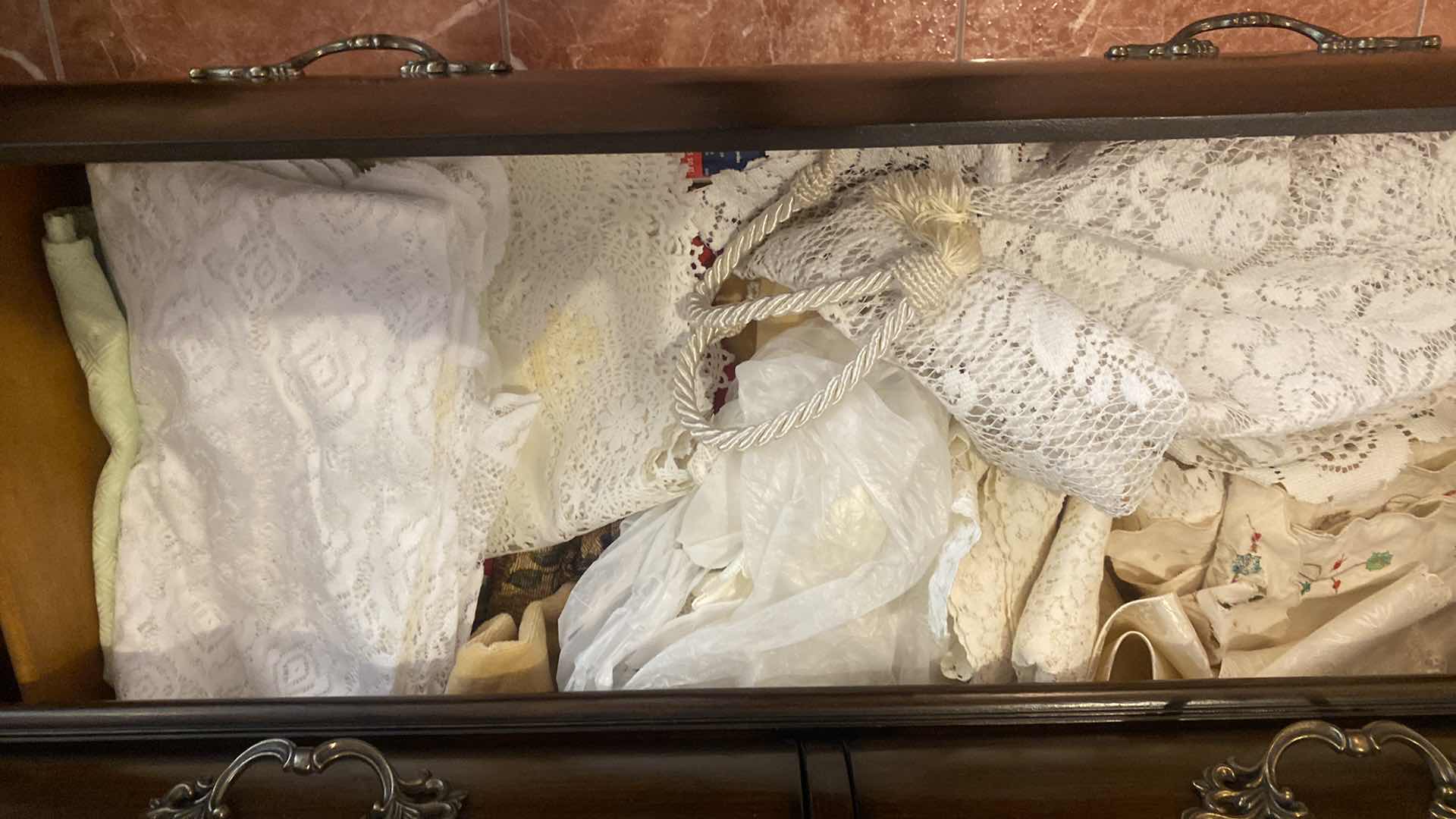 Photo 1 of CONTENTS OF 2 DRAWERS - TABLECLOTHS & LACE LINENS