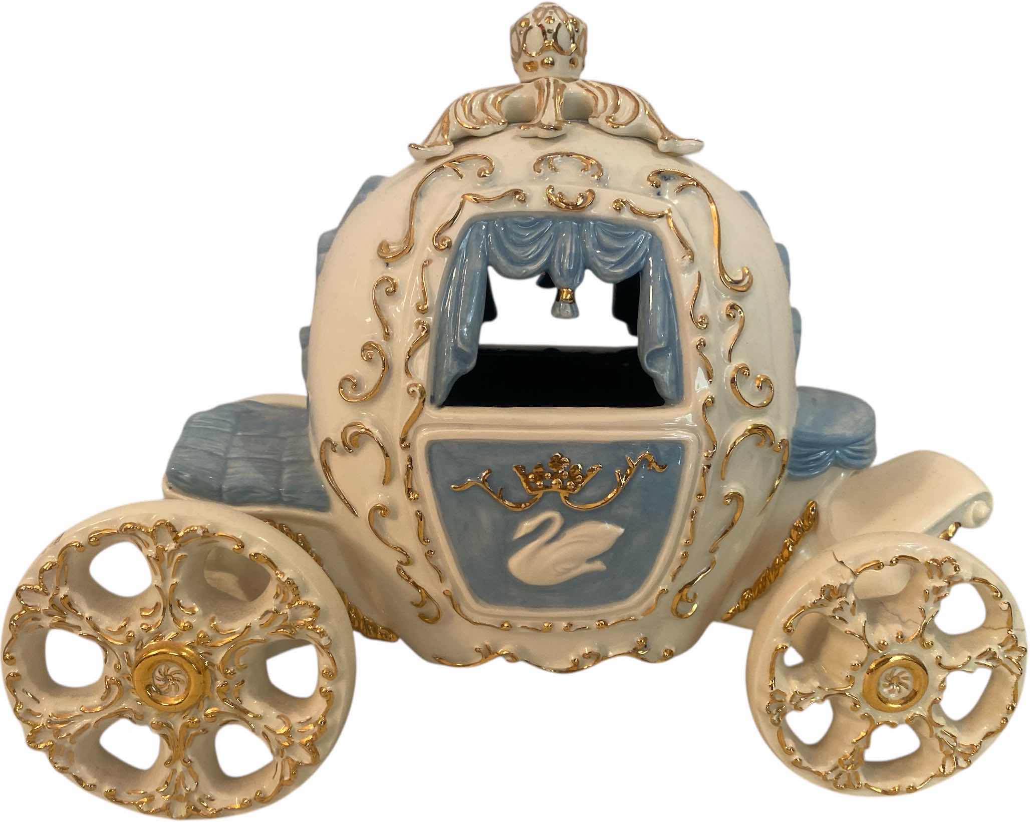 Photo 1 of CERAMIC CINDERELLA COACH 11” x 9”