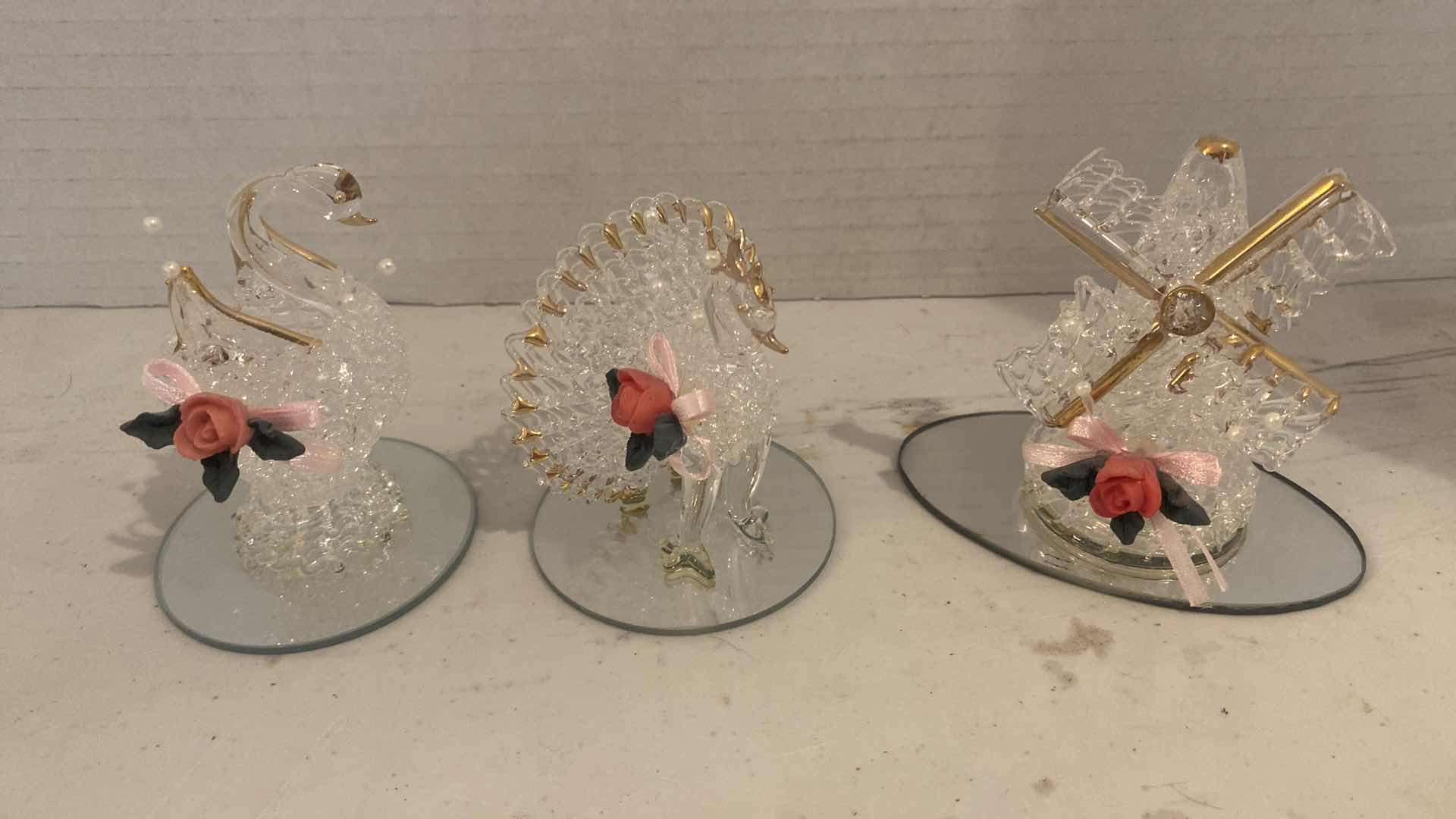 Photo 1 of 8 - SPUN GLASS COLLECTABLES LARGEST 2 1/2” x 3”