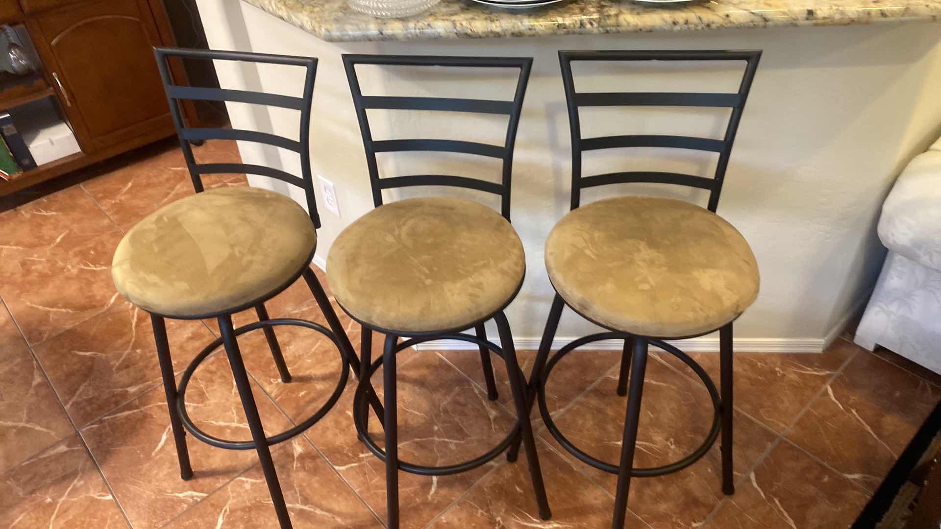 Photo 1 of 3 - BARSTOOLS SEAT HEIGHT H29 1/2 “