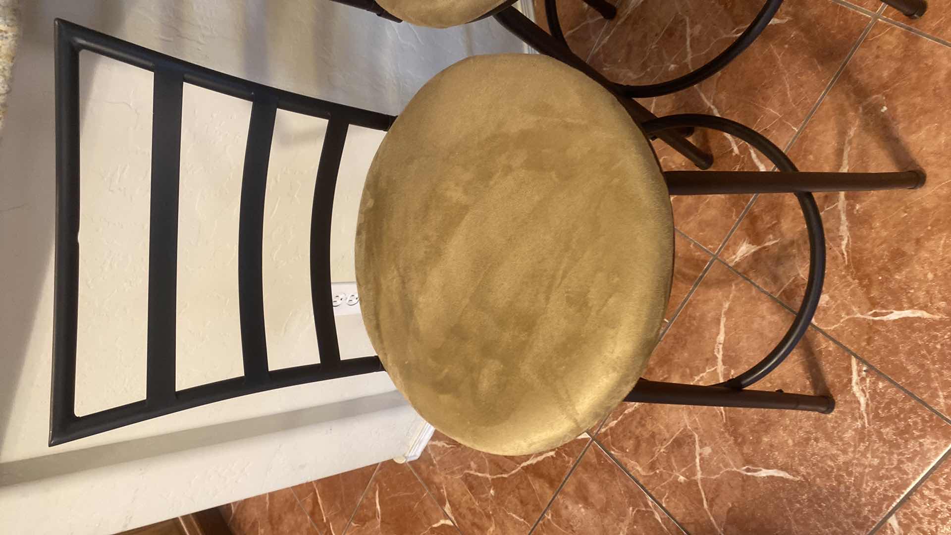 Photo 1 of 3 - BARSTOOLS SEAT HEIGHT H29 1/2 “