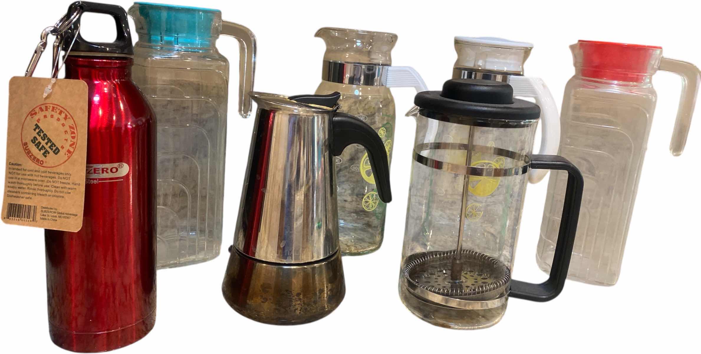 Photo 1 of 7 - PITCHERS & NEW CUP