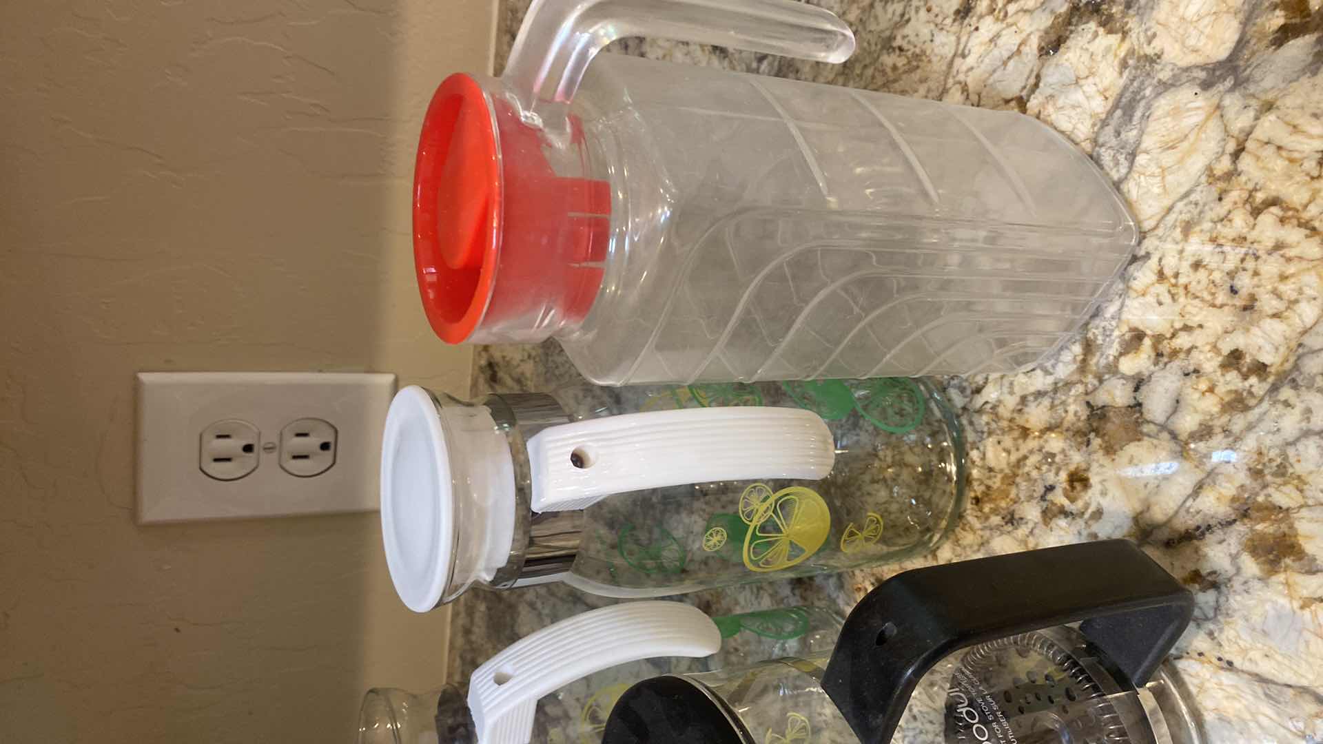 Photo 1 of 7 - PITCHERS & NEW CUP