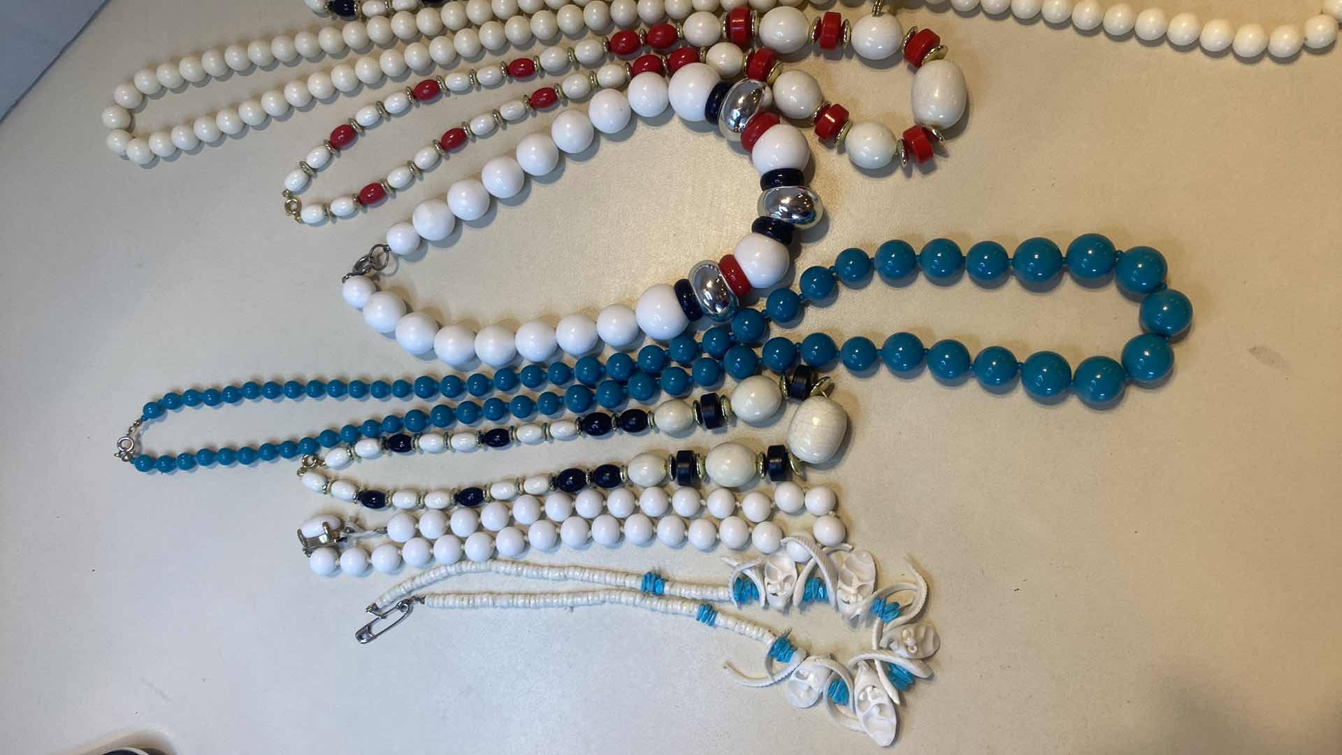 Photo 1 of 10 - NECKLACES FASHION JEWELRY