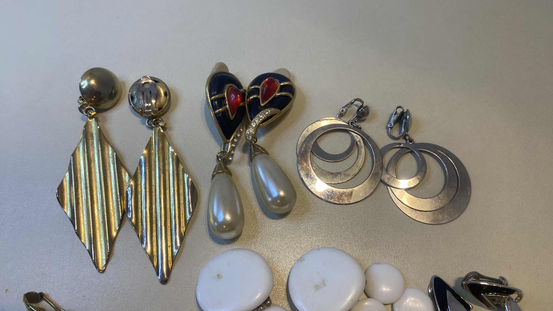 Photo 1 of 8 - CLIP ON EARRINGS FASHION JEWELRY