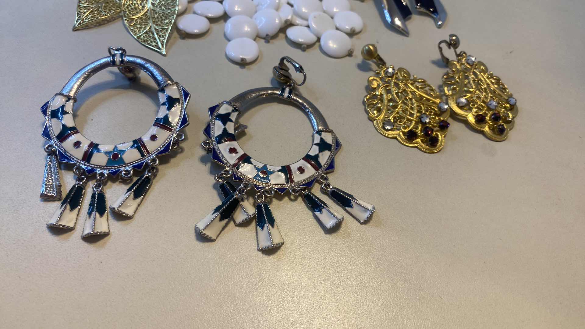 Photo 1 of 8 - CLIP ON EARRINGS FASHION JEWELRY